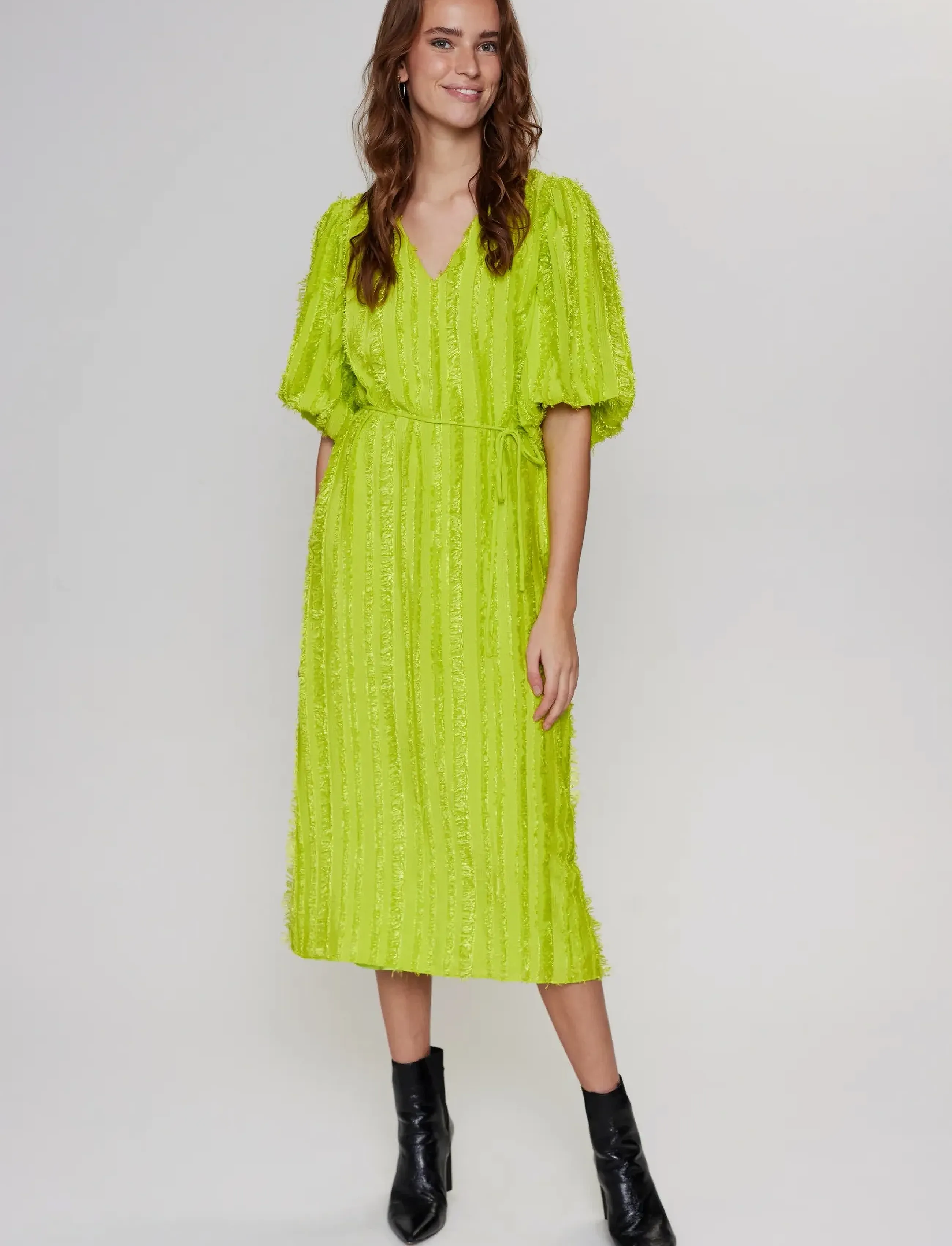 Nümph - NUMOLEKO DRESS - midi kjoler - acid lime - 4