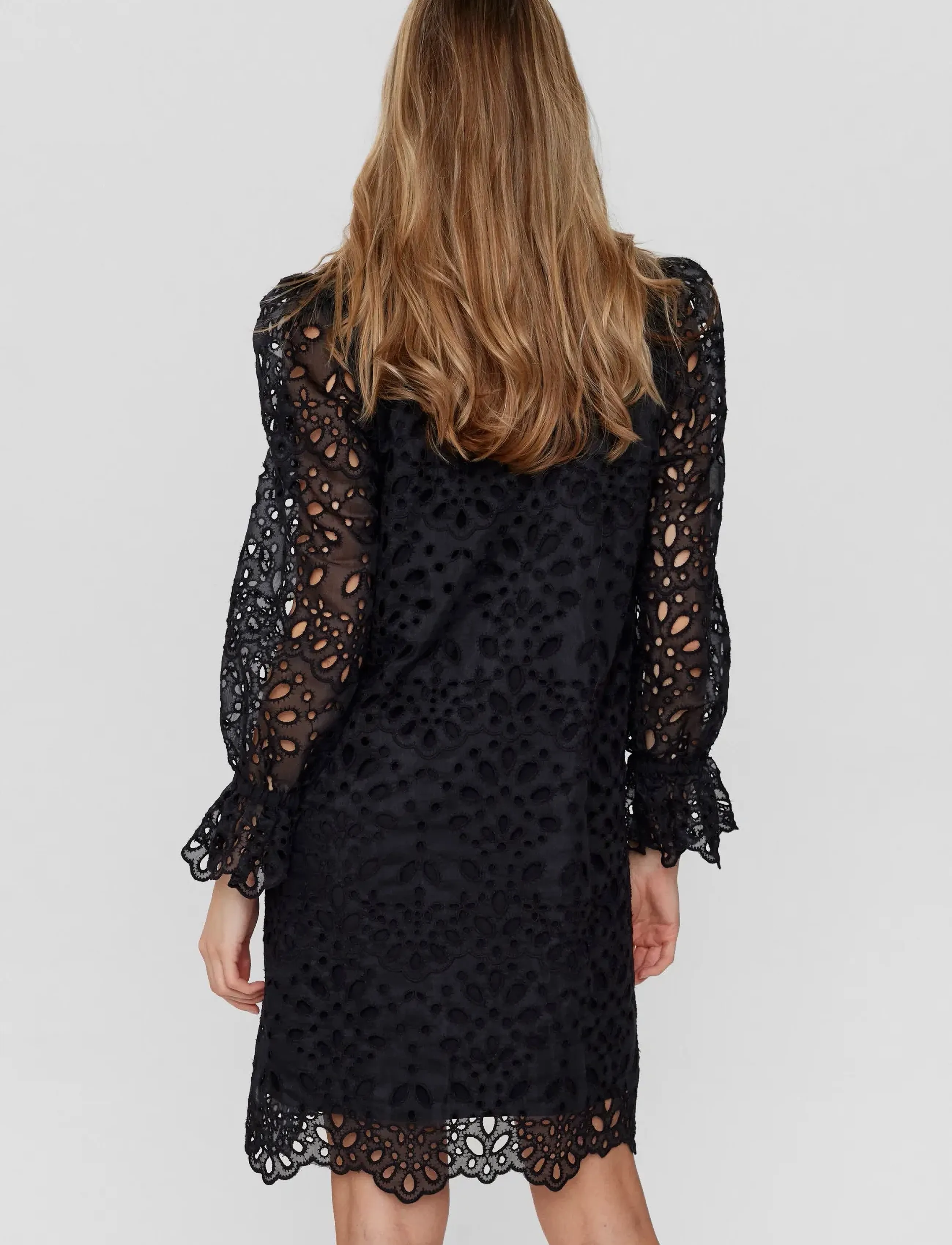Nümph - NUELIZA DRESS - pitskleidid - caviar - 3