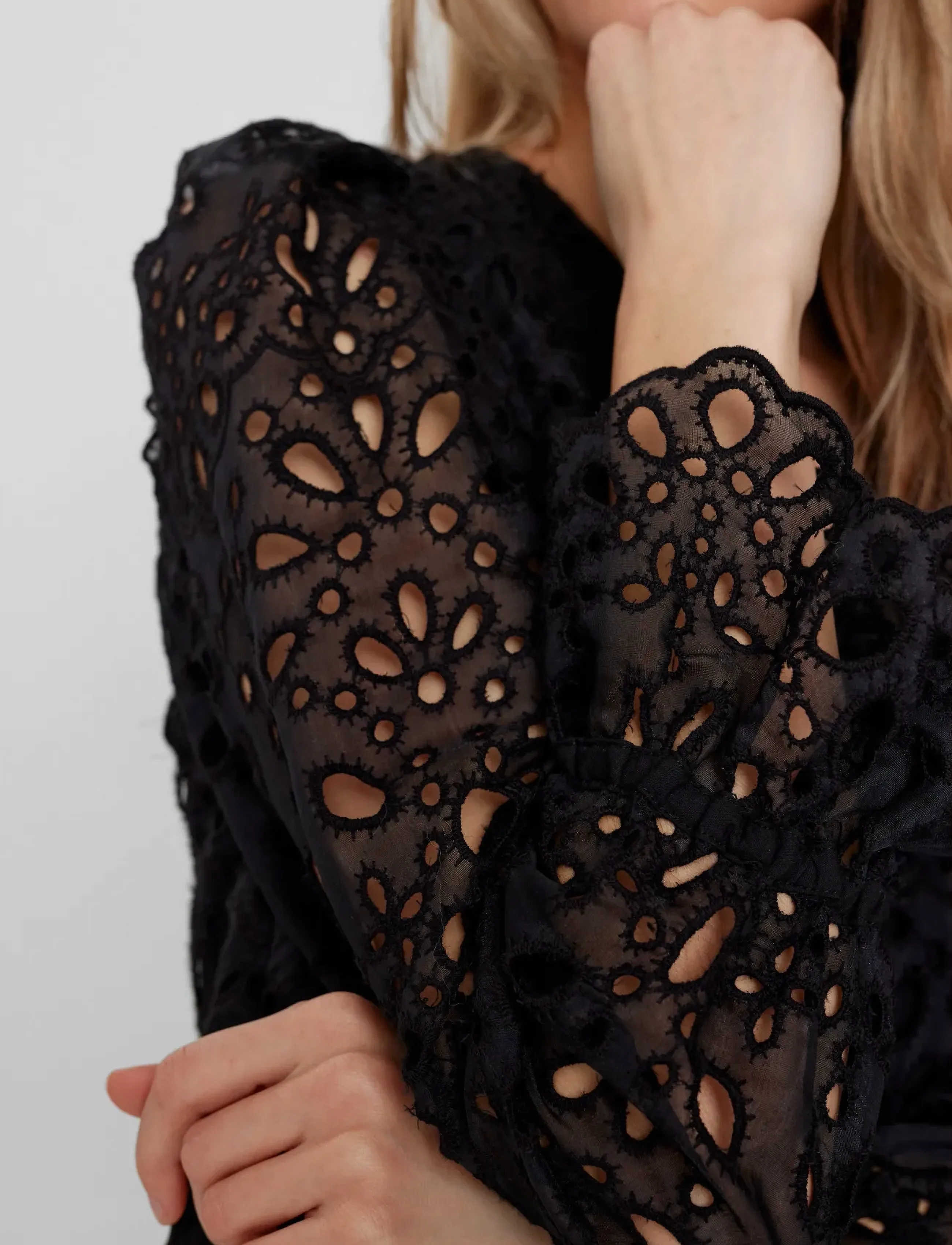 Nümph - NUELIZA DRESS - pitskleidid - caviar - 5