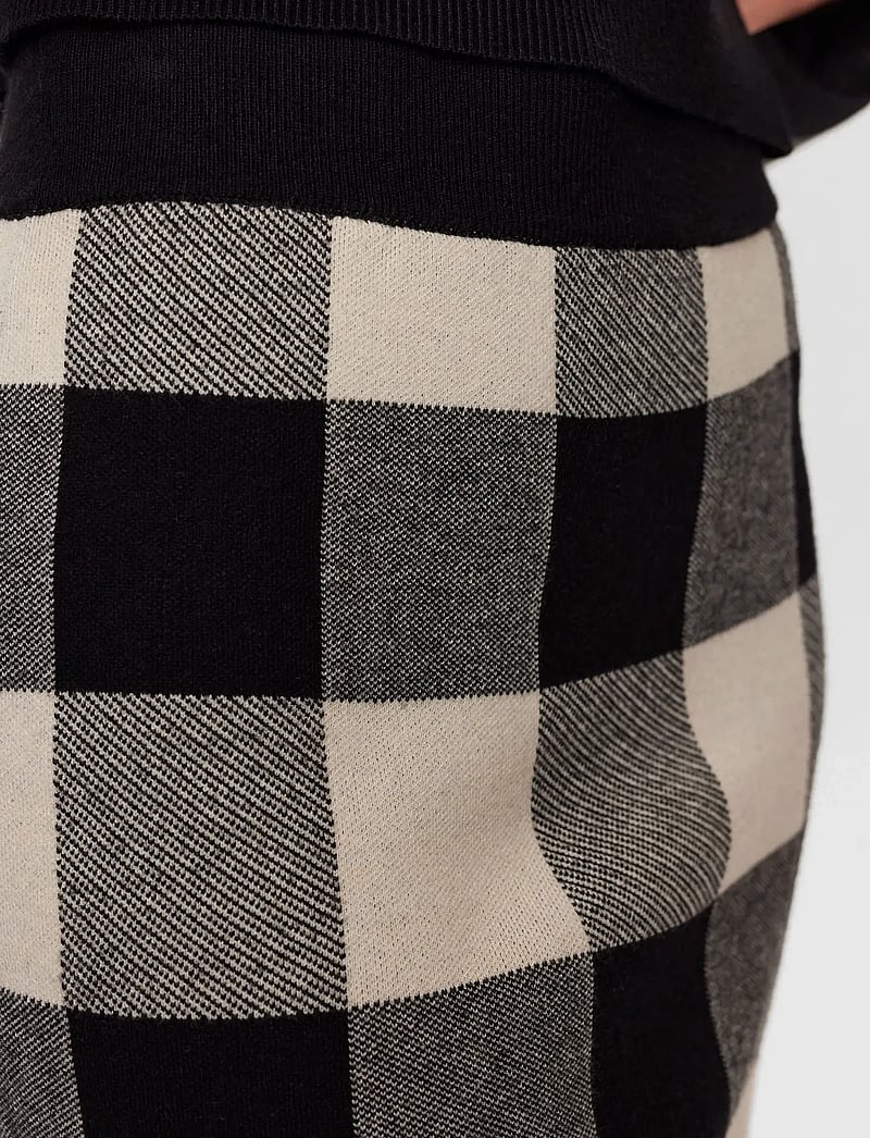 Nümph - NULITTA SKIRT - stickade kjolar - caviar - 5