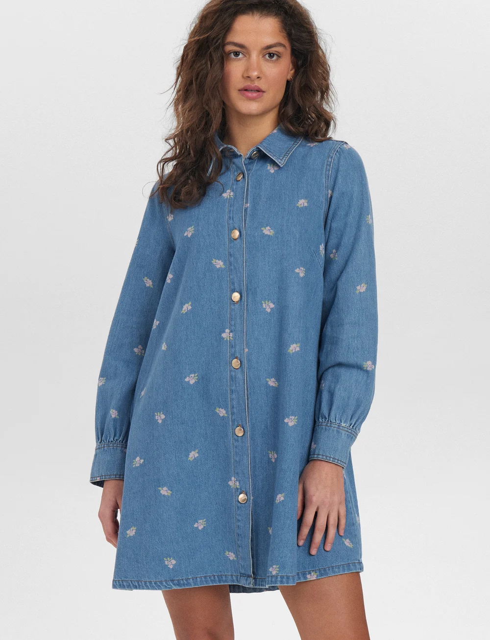Nümph - NUIBIZA DRESS - jeanskleider - medium blue denim - 0
