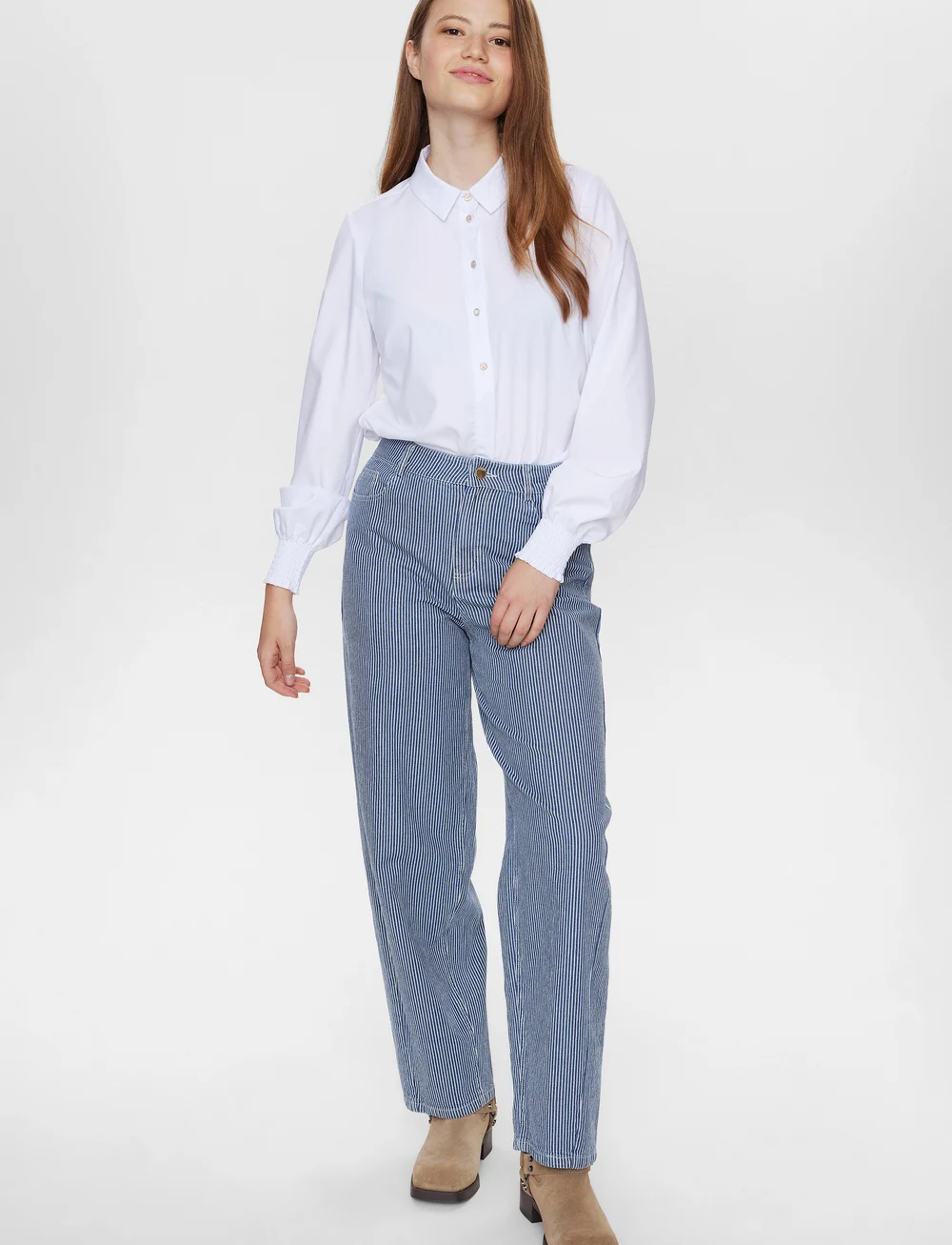 Nümph - NUERINA PANTS - wide leg jeans - dark sapphire - 4