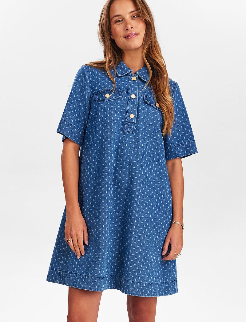 Nümph - NUHADDIE DRESS - denimkjoler - medium blue denim - 0