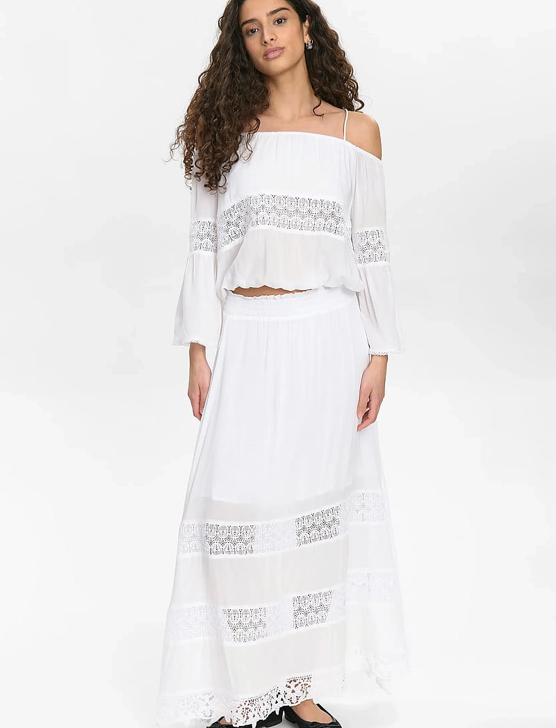 Nümph - NUGAYA SHIRT - t-shirts met lange mouwen - bright white - 4