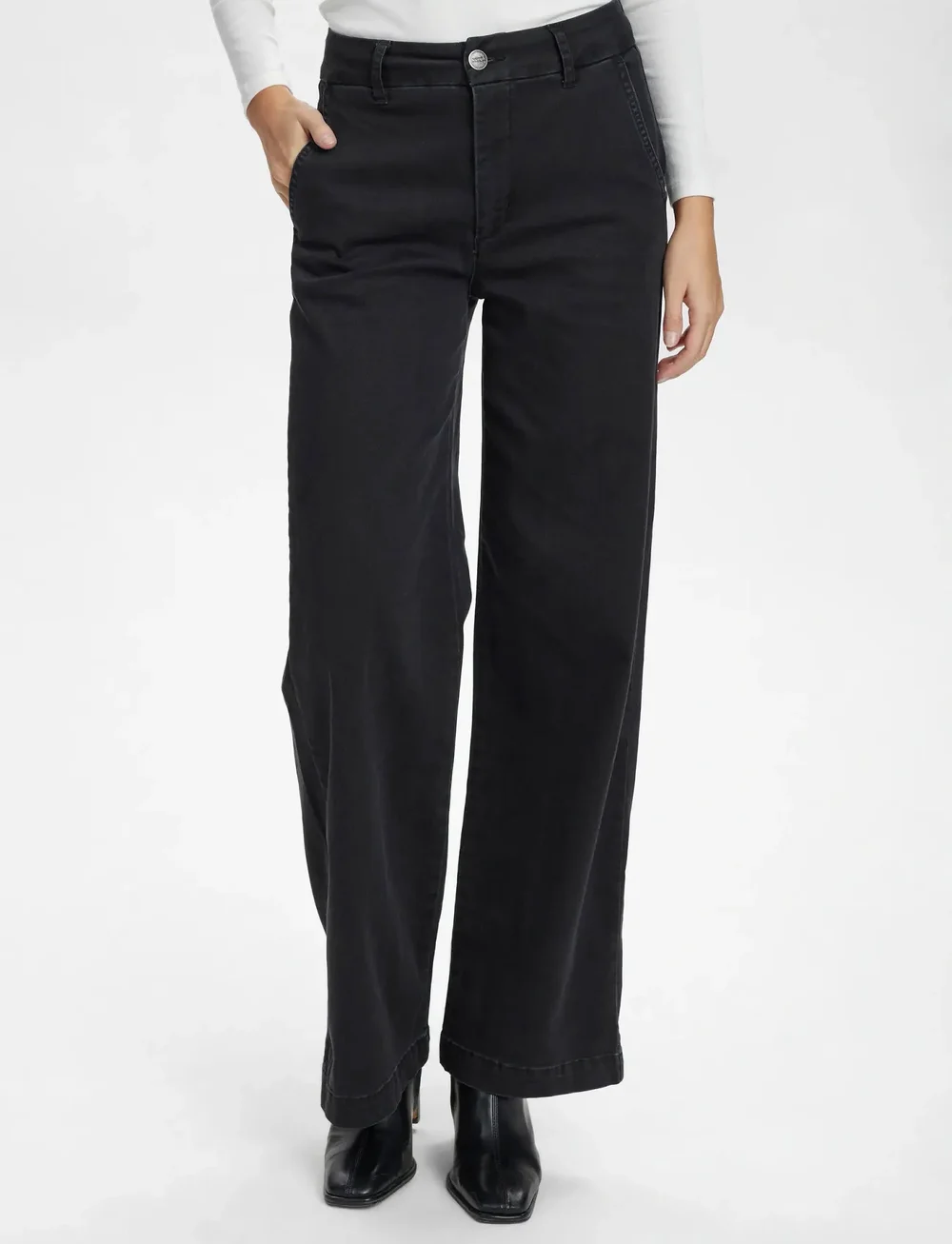 Nümph - NUAMBER PANTS LONG BLACK - chinos - caviar - 0