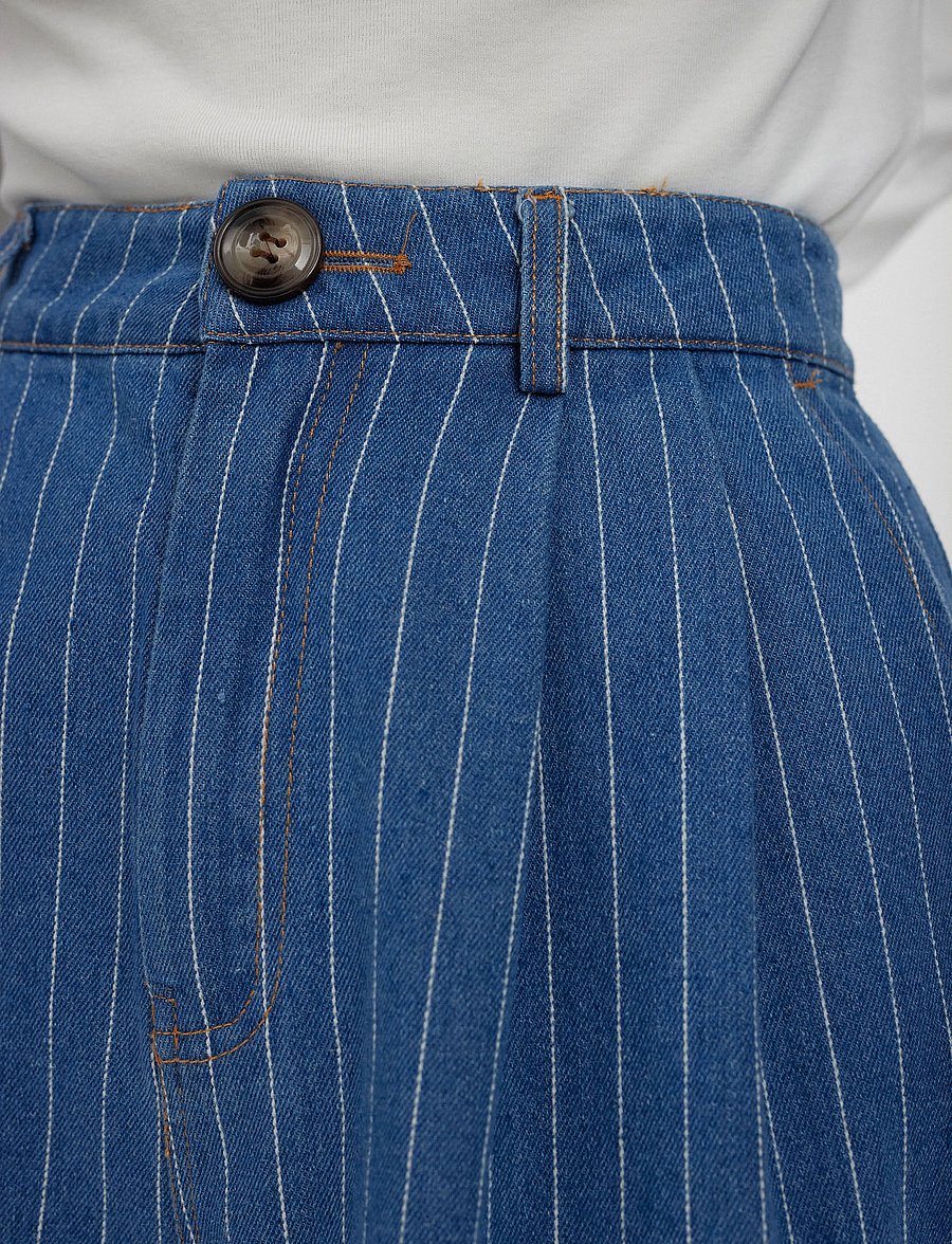Nümph - NULUCIE SHORTS - jeansshorts - dark blue denim - 5