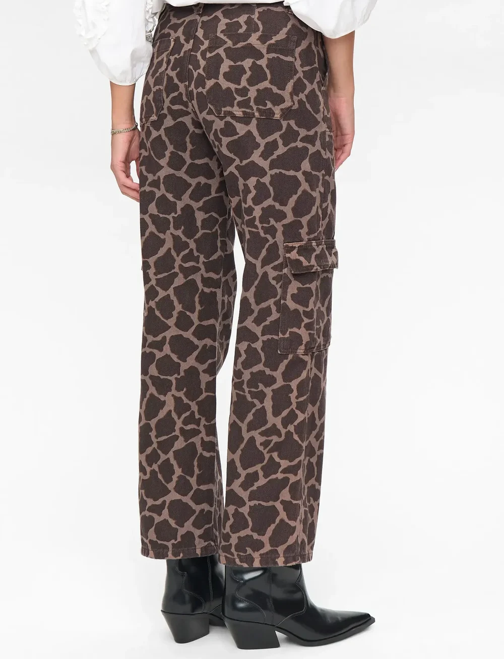 Nümph - NUHARU PANTS - cargo pants - black coffee - 3