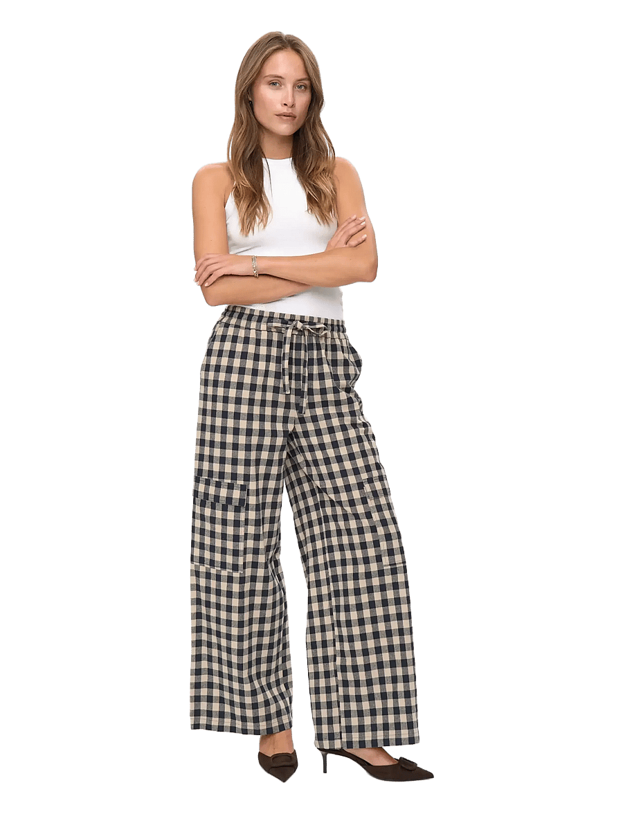 Nümph - NUCHIKKA PANTS - cargo pants - dark sapphire - 3
