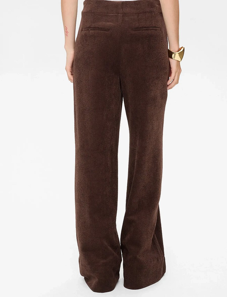 Nümph - NUTHEA PANTS - hosen mit weitem bein - black coffee - 3