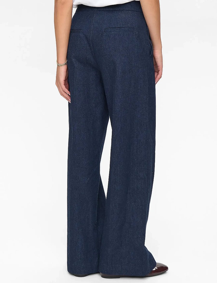 Nümph - NUBUSSY DENIM LONG PANTS - gerade jeans - dark blue denim - 3