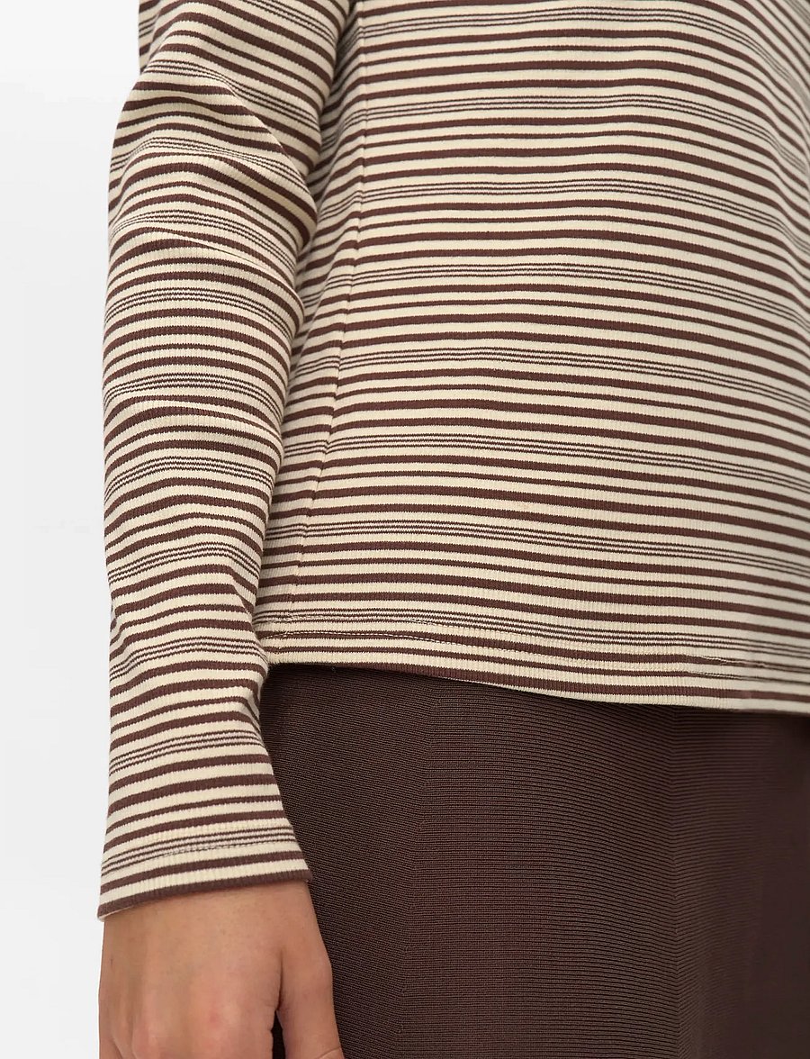 Nümph - NUSEMMA LS POLO - langärmlige tops - black coffee - 4