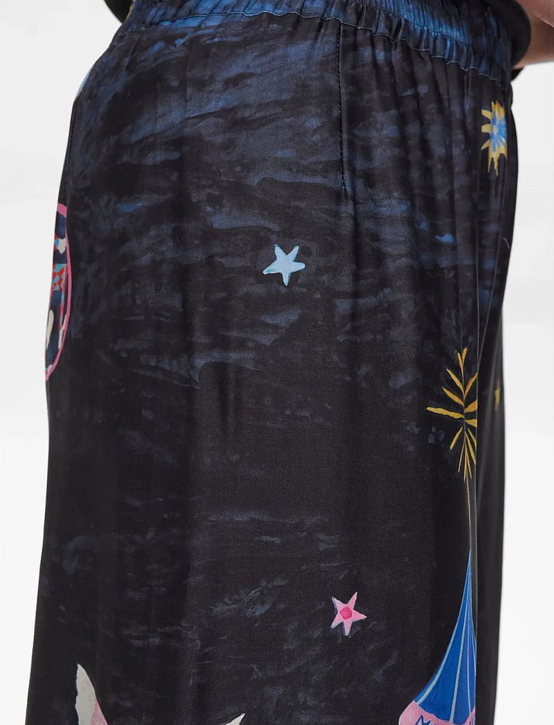 Nümph - NUSTARLA PANTS - bukser med brede ben - obsidian - 4