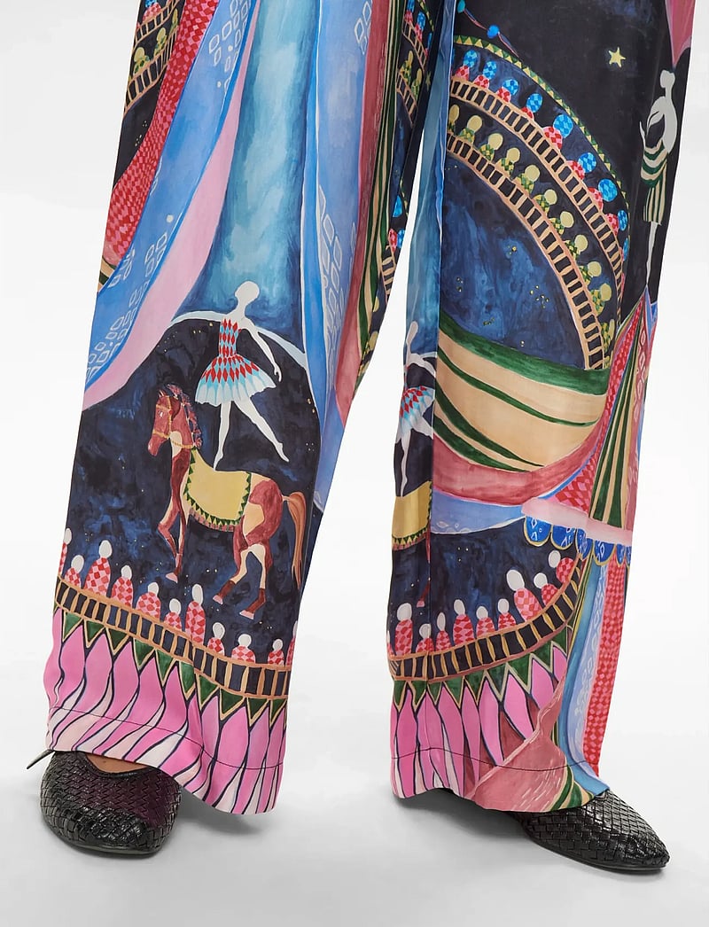 Nümph - NUSTARLA PANTS - bukser med brede ben - obsidian - 5