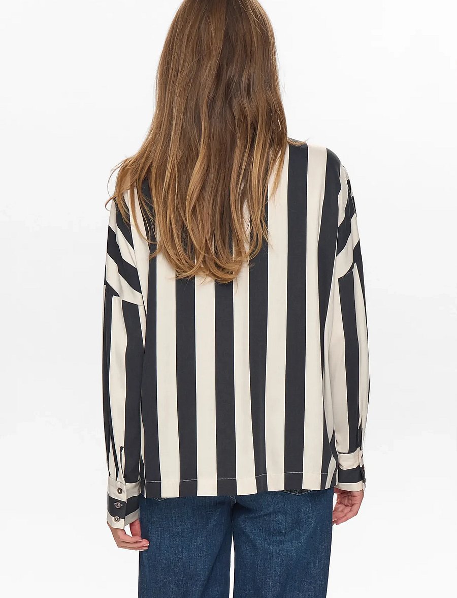 Nümph - NUMINZU STRIPE SHIRT - langærmede skjorter - caviar - 4