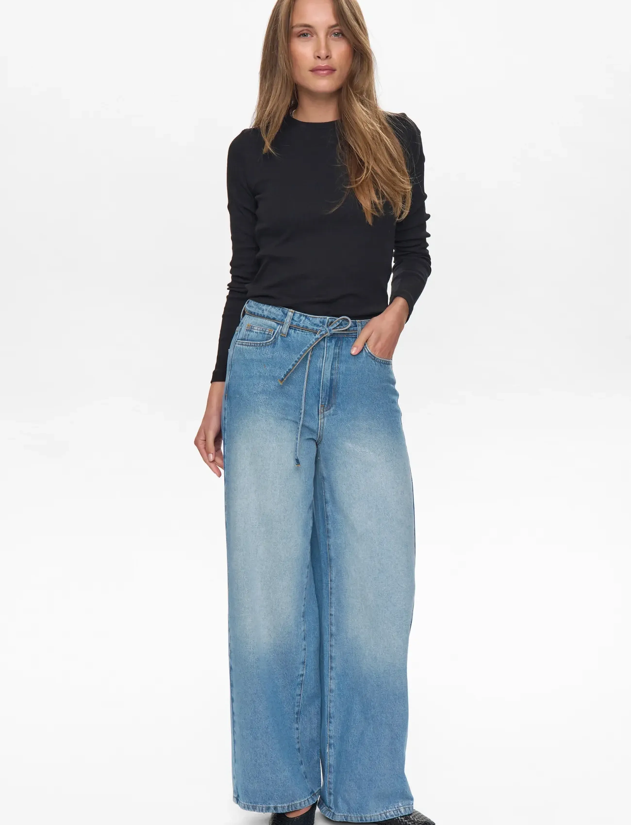 Nümph - NUBROOKLYN JEANS GLAM - straight jeans - blue denim silver foil - 3