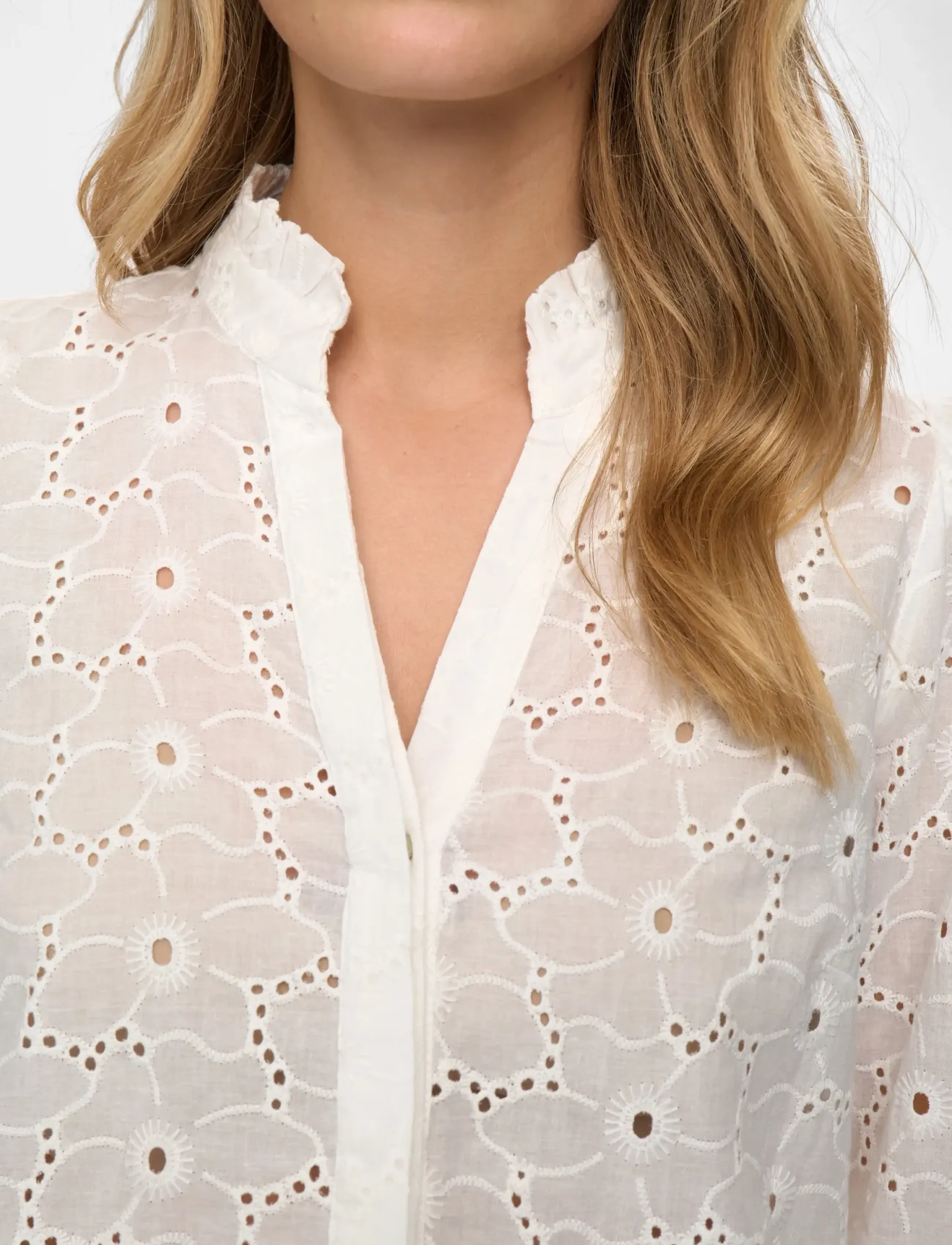 Nümph - NULELA SHIRT - langärmelige blusen - bright white - 4