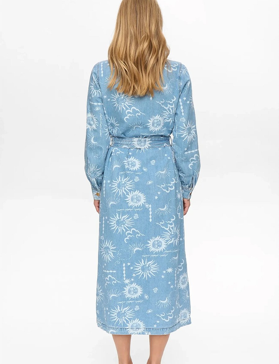 Nümph - NUGISELLY DRESS - skjortklänningar - light blue denim - 3