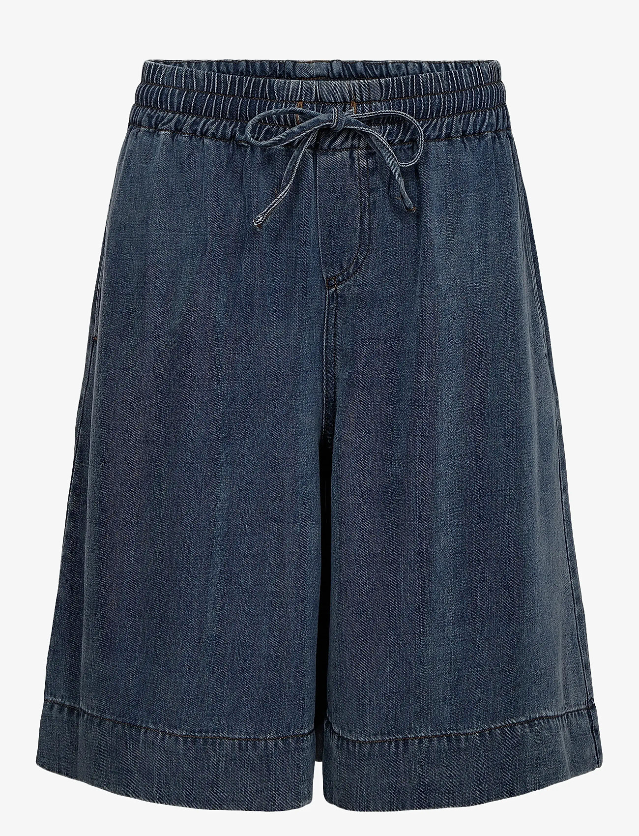 Nümph NUELIDA SHORTS - Bermudashorts - SNOW WASHED DENIM / blue