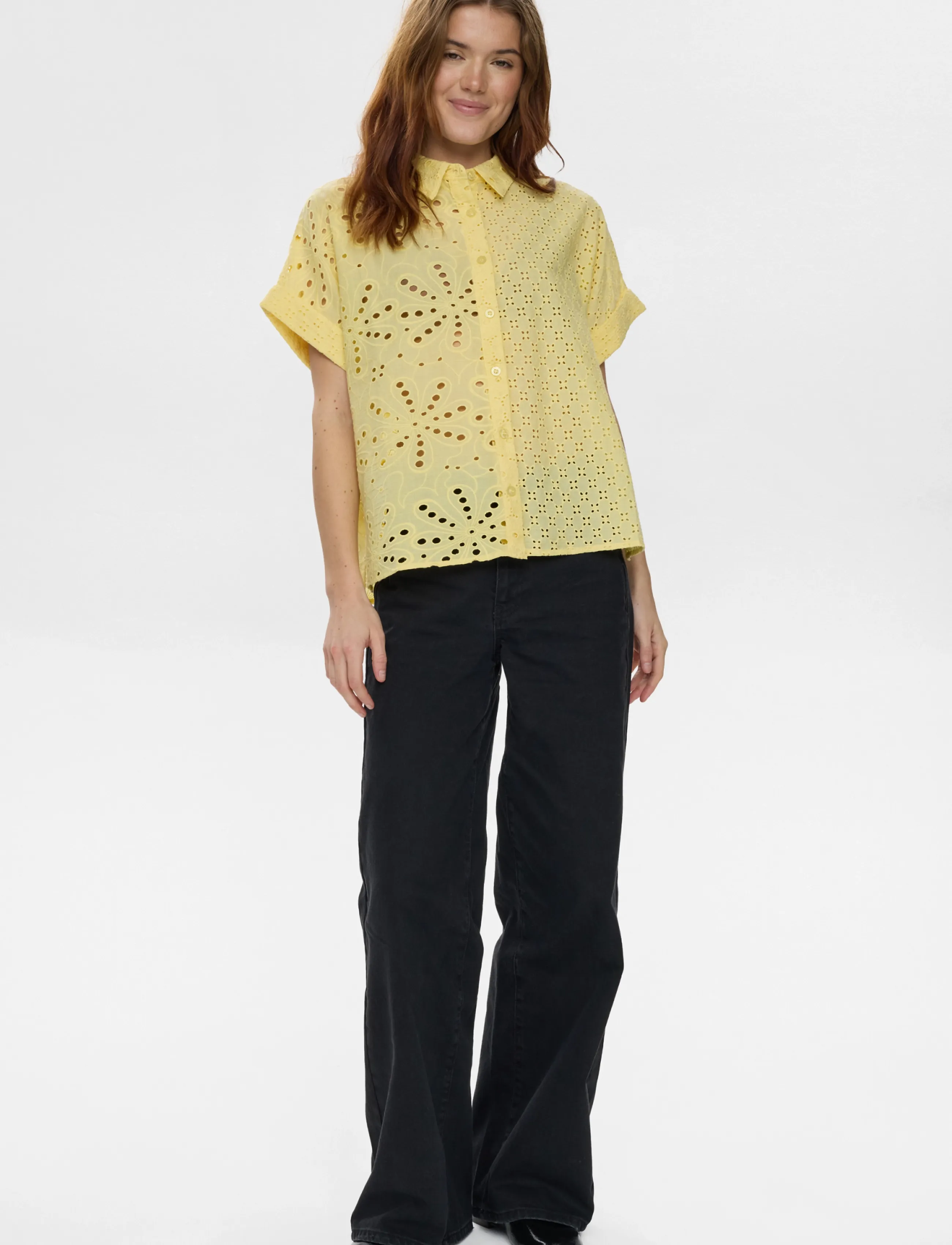Nümph - NUPALMA SLEEVELESS SHIRT - kurzärmlige hemden - popcorn - 4