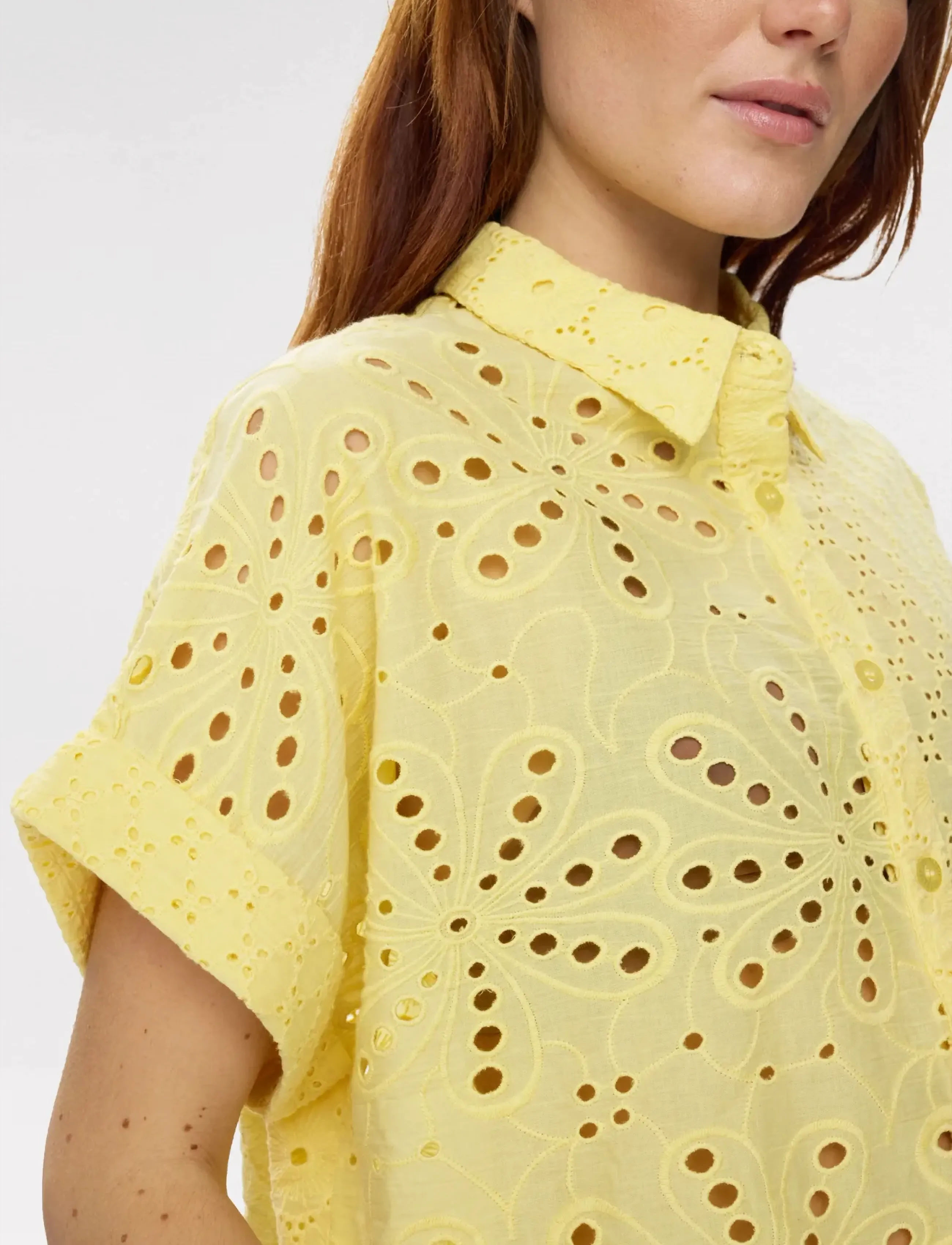 Nümph - NUPALMA SLEEVELESS SHIRT - kurzärmlige hemden - popcorn - 2