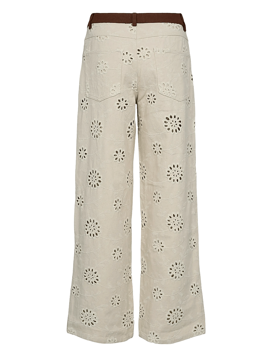 Nümph - NUENORA PANTS - hosen mit weitem bein - irish cream - 2