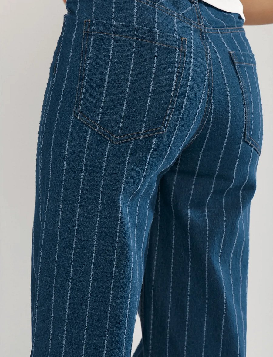 Nümph - NUATLANTA HIGH RISE JEANS - pantalons larges - medium blue denim - 3