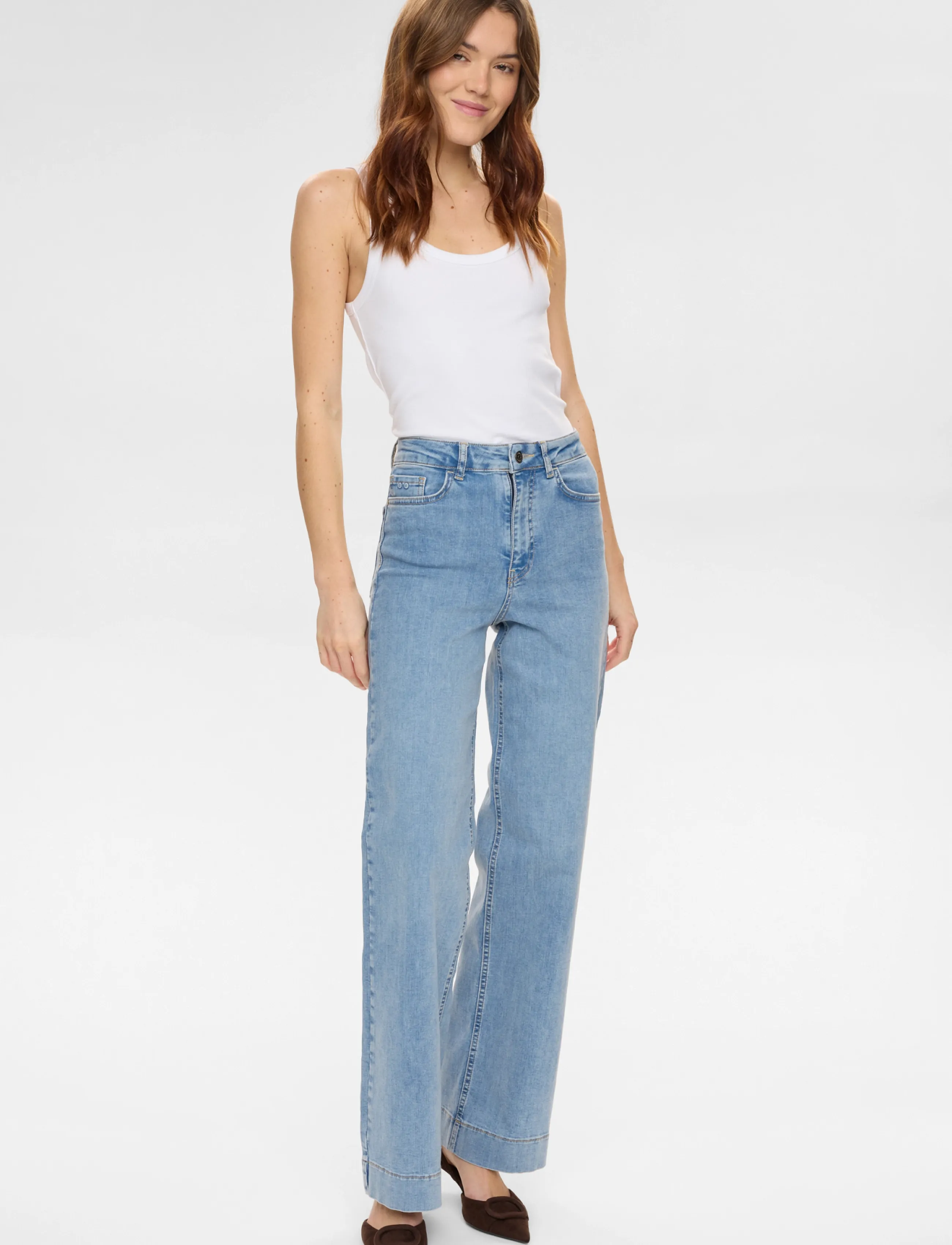 Nümph - NUPARIS HR WIDE JEANS - P3019 - light b. stonewash denim - 4