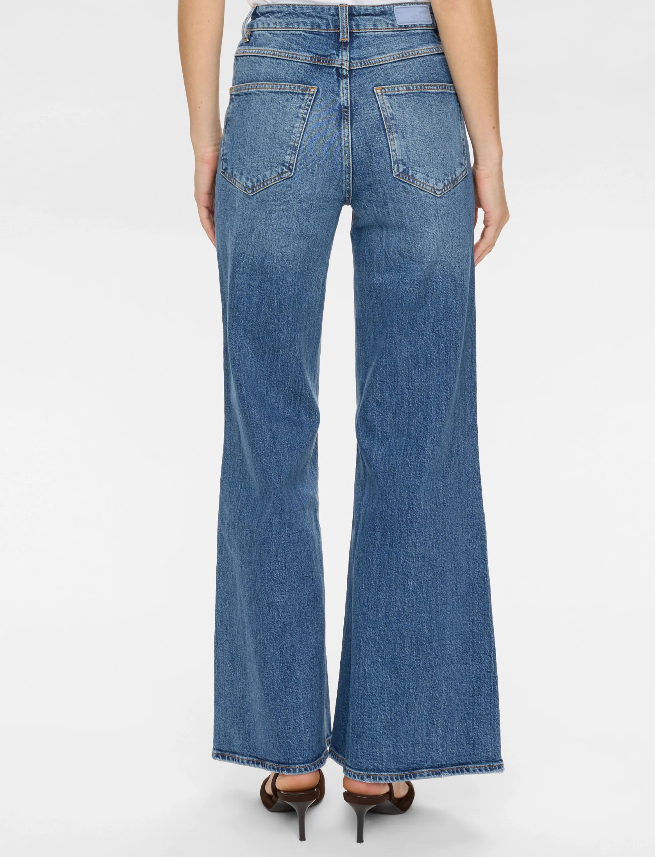 Nümph - NUPISA HR WIDE JEANS - S3013 - utsvängda jeans - medium blue denim - 3