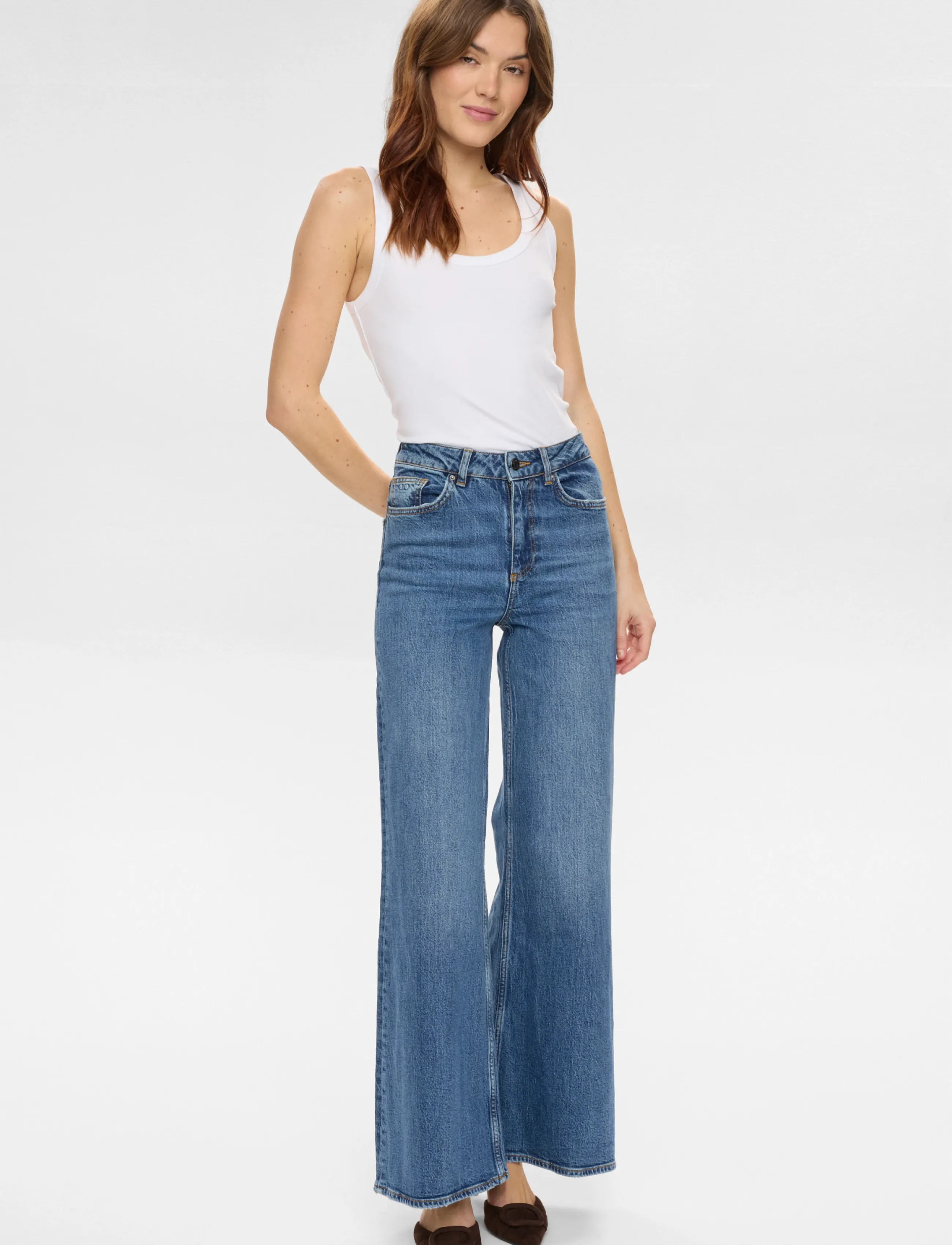 Nümph NUPISA HR WIDE JEANS - S3013 - Denimkläder - MEDIUM BLUE DENIM / blue