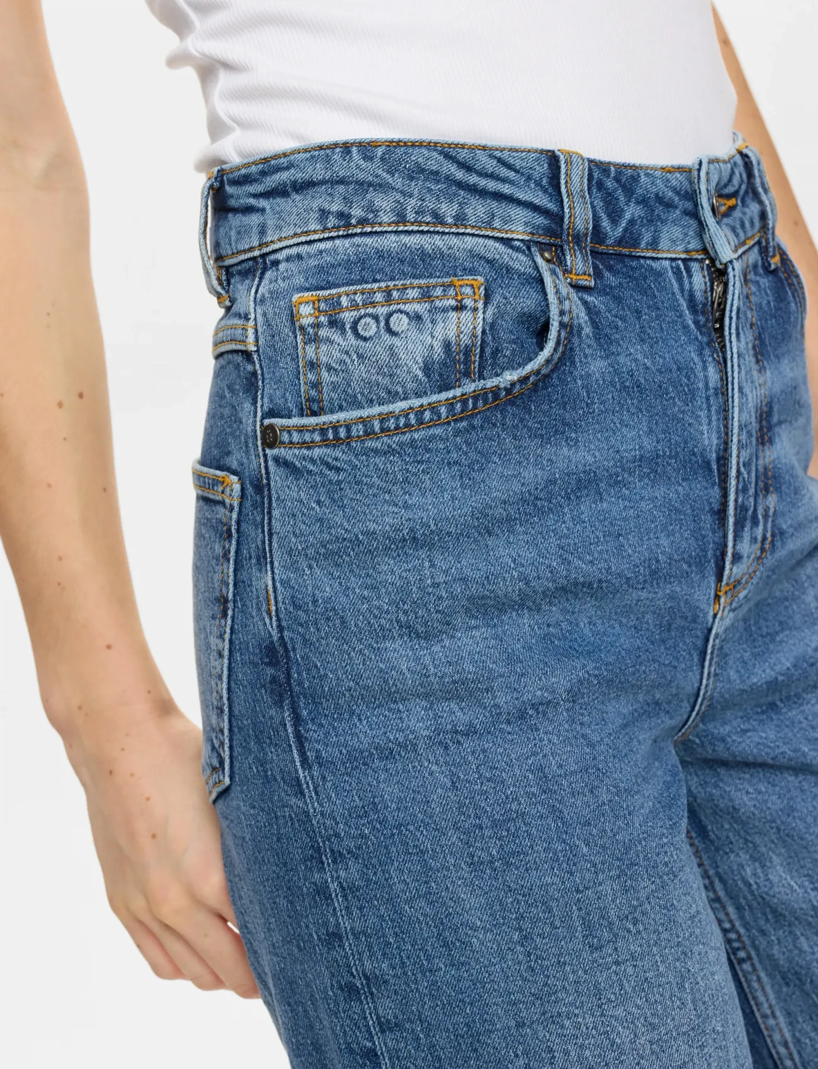 Nümph - NUPISA HR WIDE JEANS S3013 - flared jeans - medium blue denim - 4