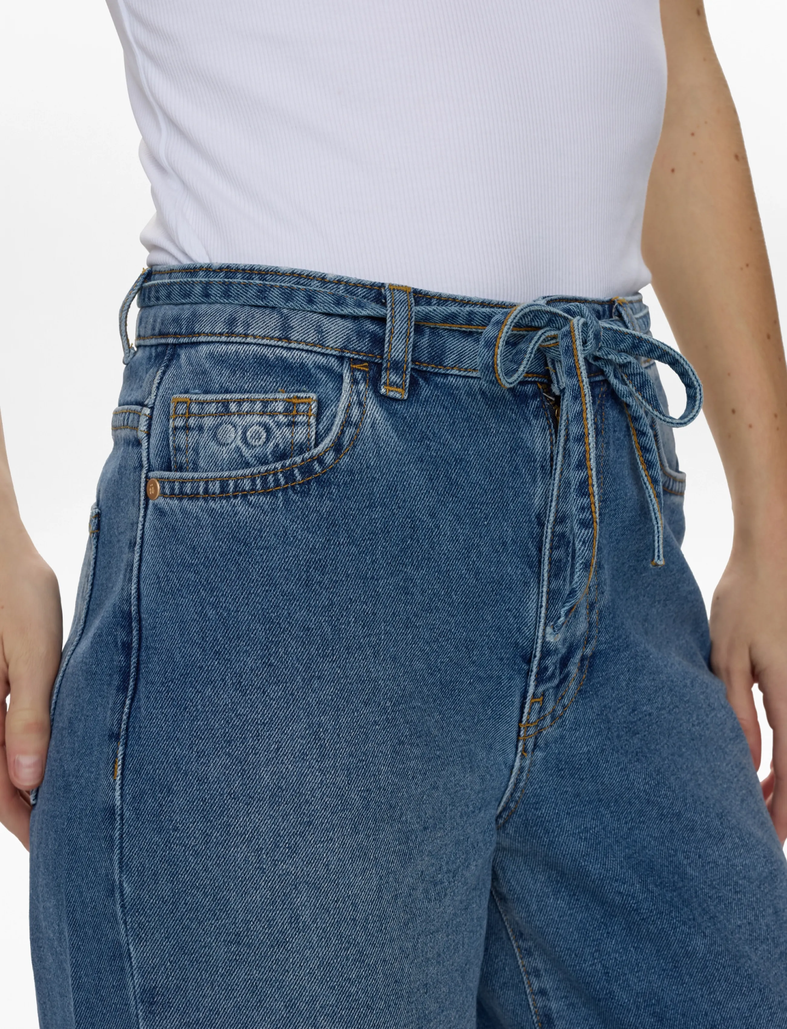 Nümph - NUBROOKLYN HR WIDE JEANS - P3013 - medium blue denim - 5