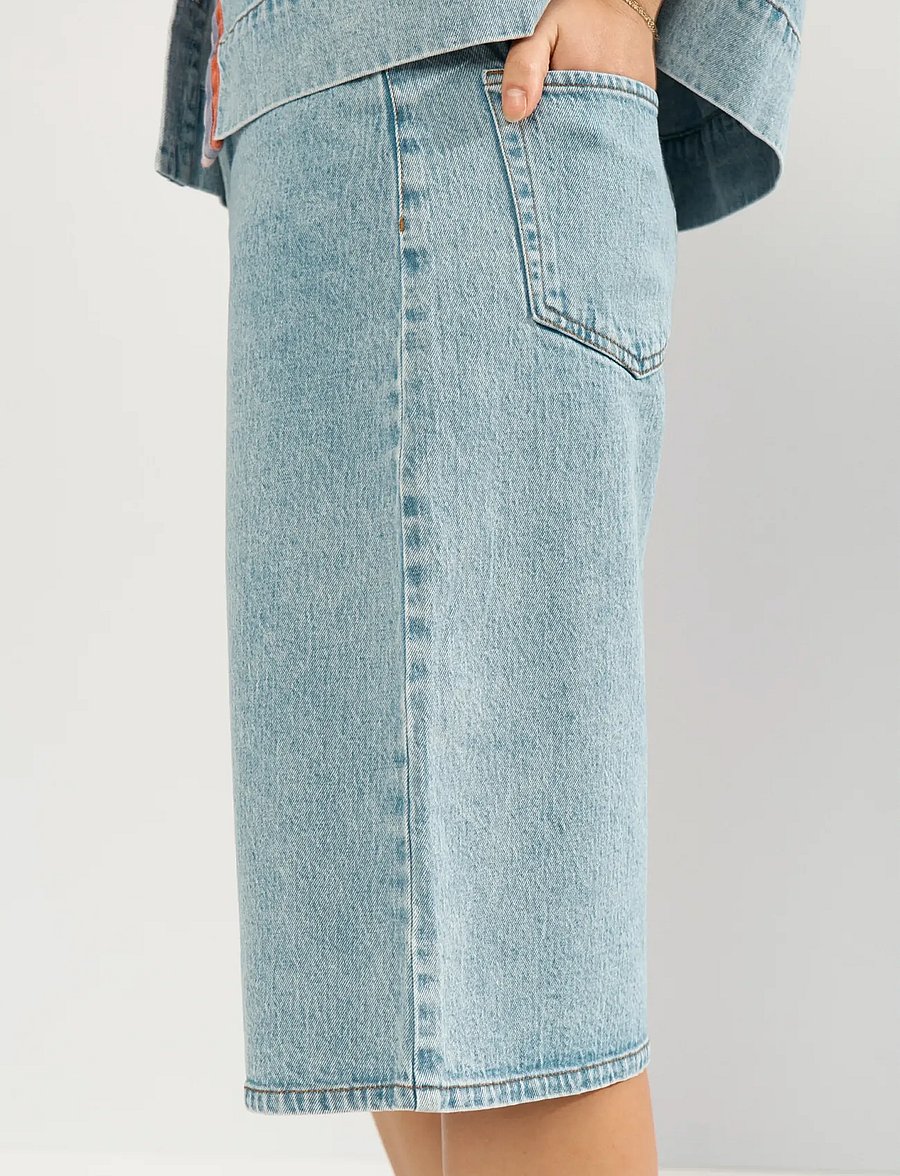 Nümph - NUMALAGA SHORTS - jeansshorts - light blue denim - 5
