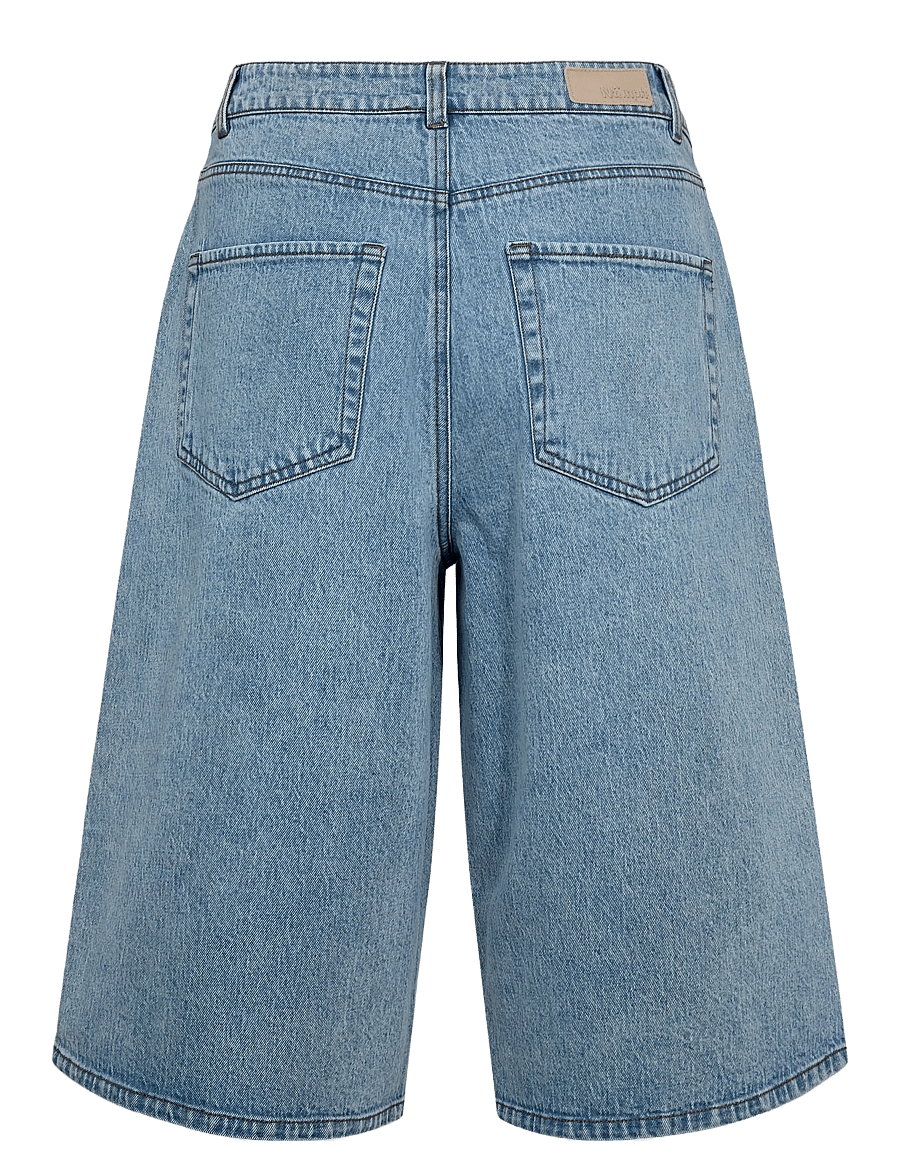 Nümph - NUMALAGA SHORTS - jeansshorts - light blue denim - 2