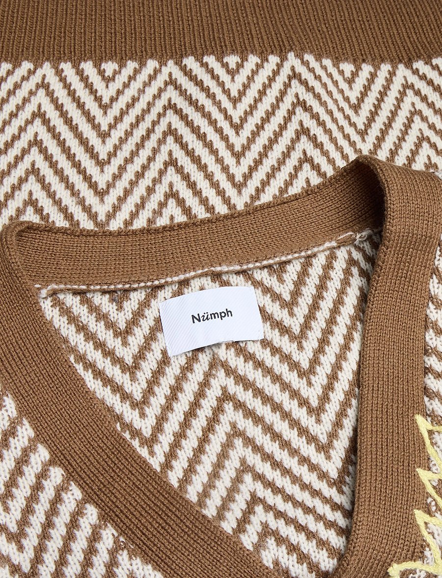 Nümph - NURAVISSI CARDIGAN - strickjacken - dachshund - 2