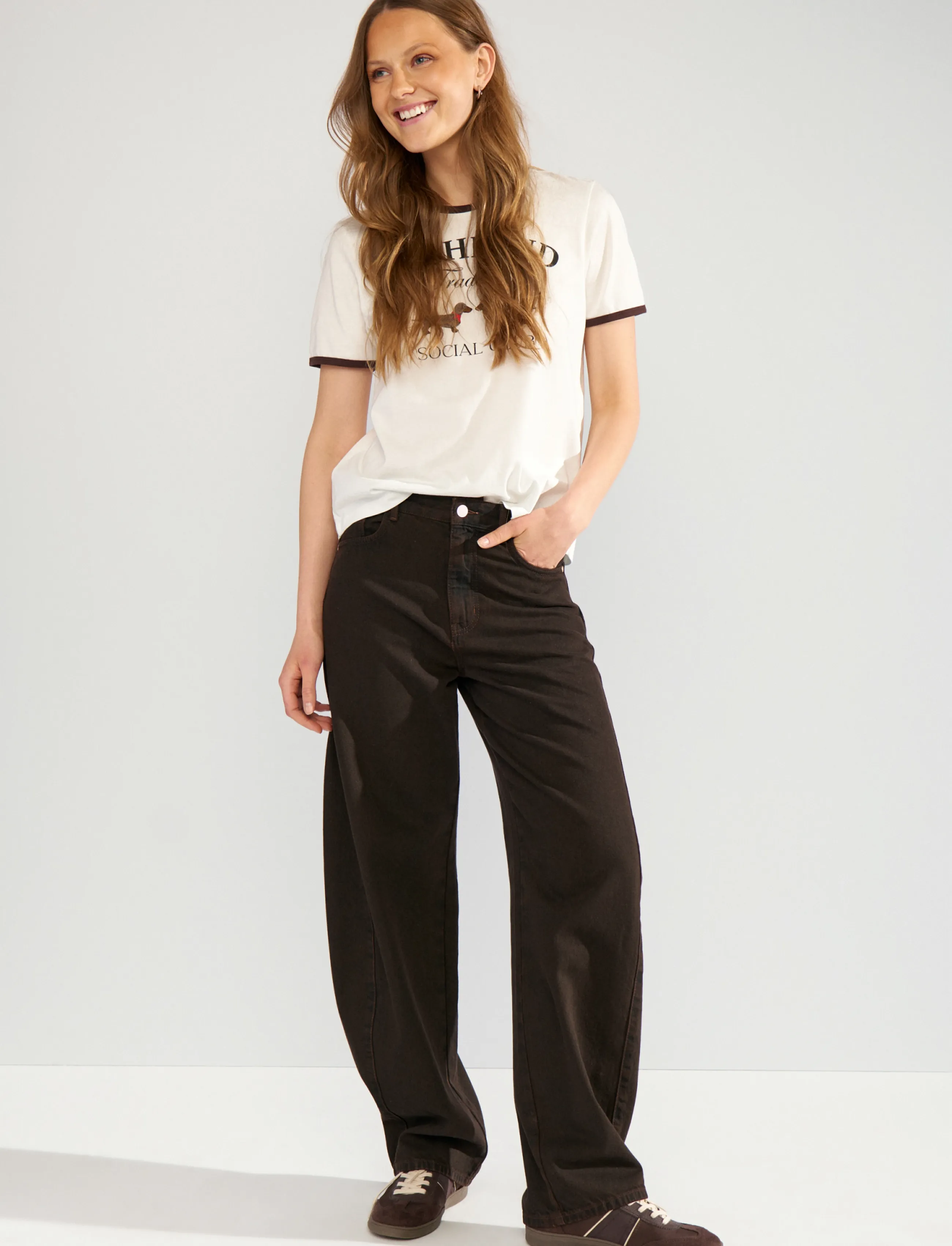 Nümph NUAMSTERDAM HR BARREL JEANS - Jeans - BLACK COFFEE / brown