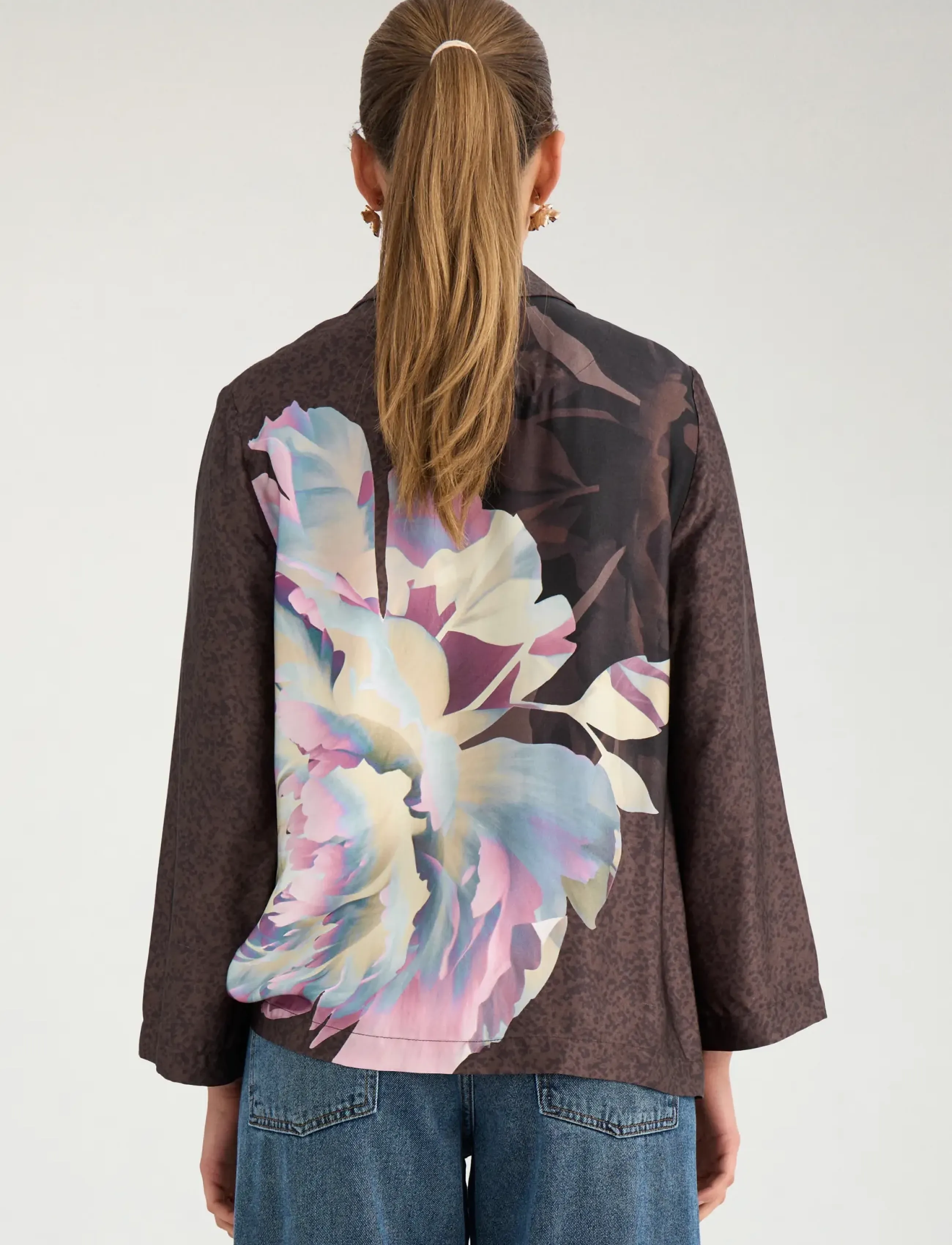 Nümph - NUCRISA BOXY SHIRT - long sleeved blouses - black coffee - 4