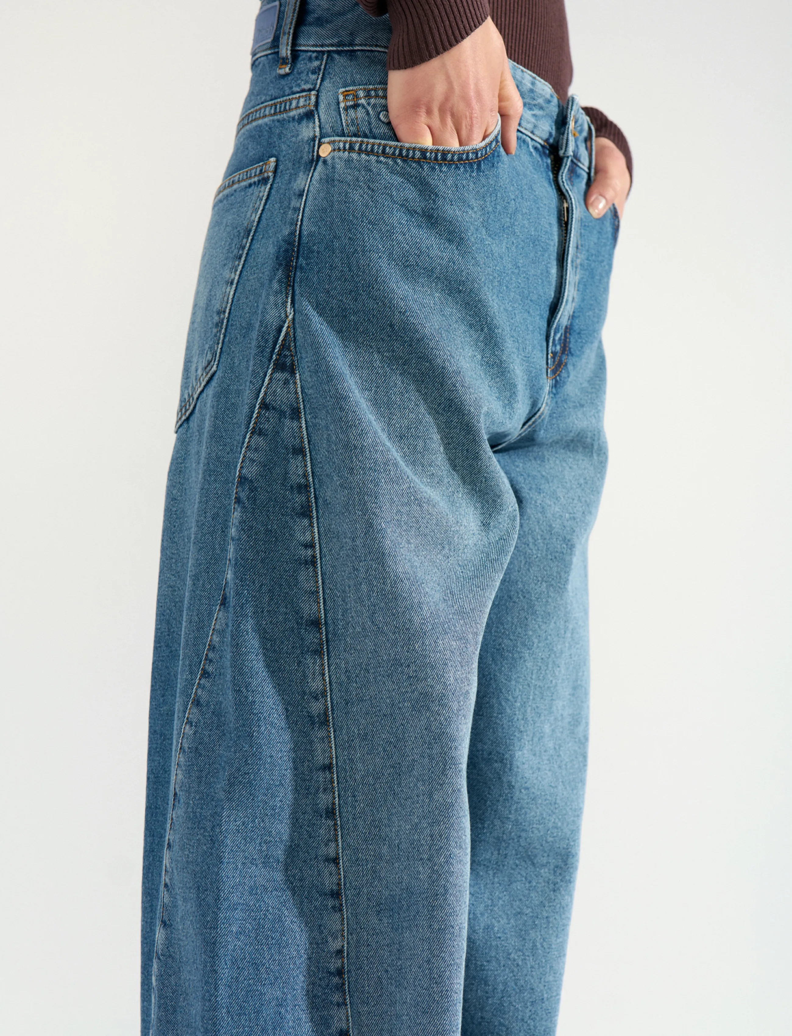 NÜMPH Nuamsterdam Hr Barrel Jeans P3013 dam – bild 5