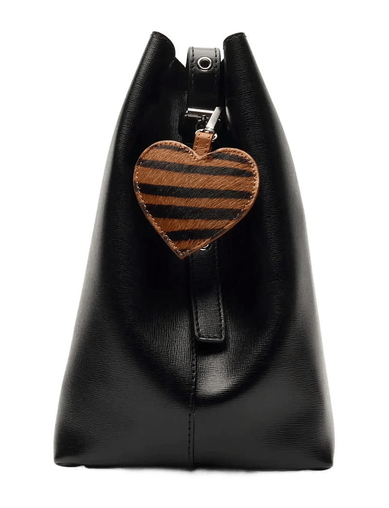 Nunoo - Bagcharm Heart Stripes Deluxe Dark Brown - avaimenperät & laukkukorut - stripes - 1