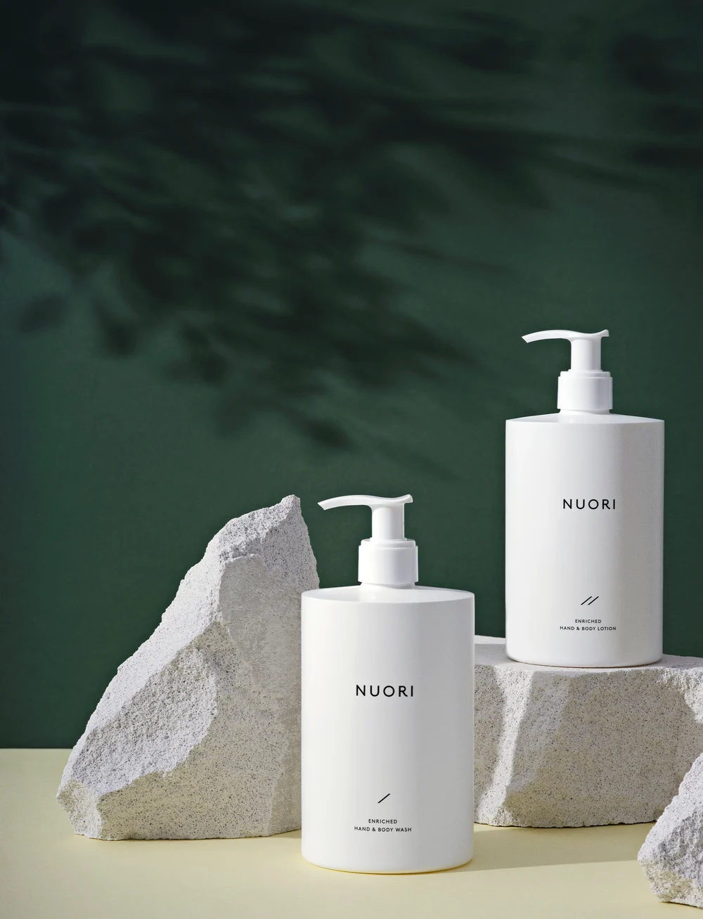 Nuori - NUORI Enriched Hand & Body Wash - sturtugel - clear - 5