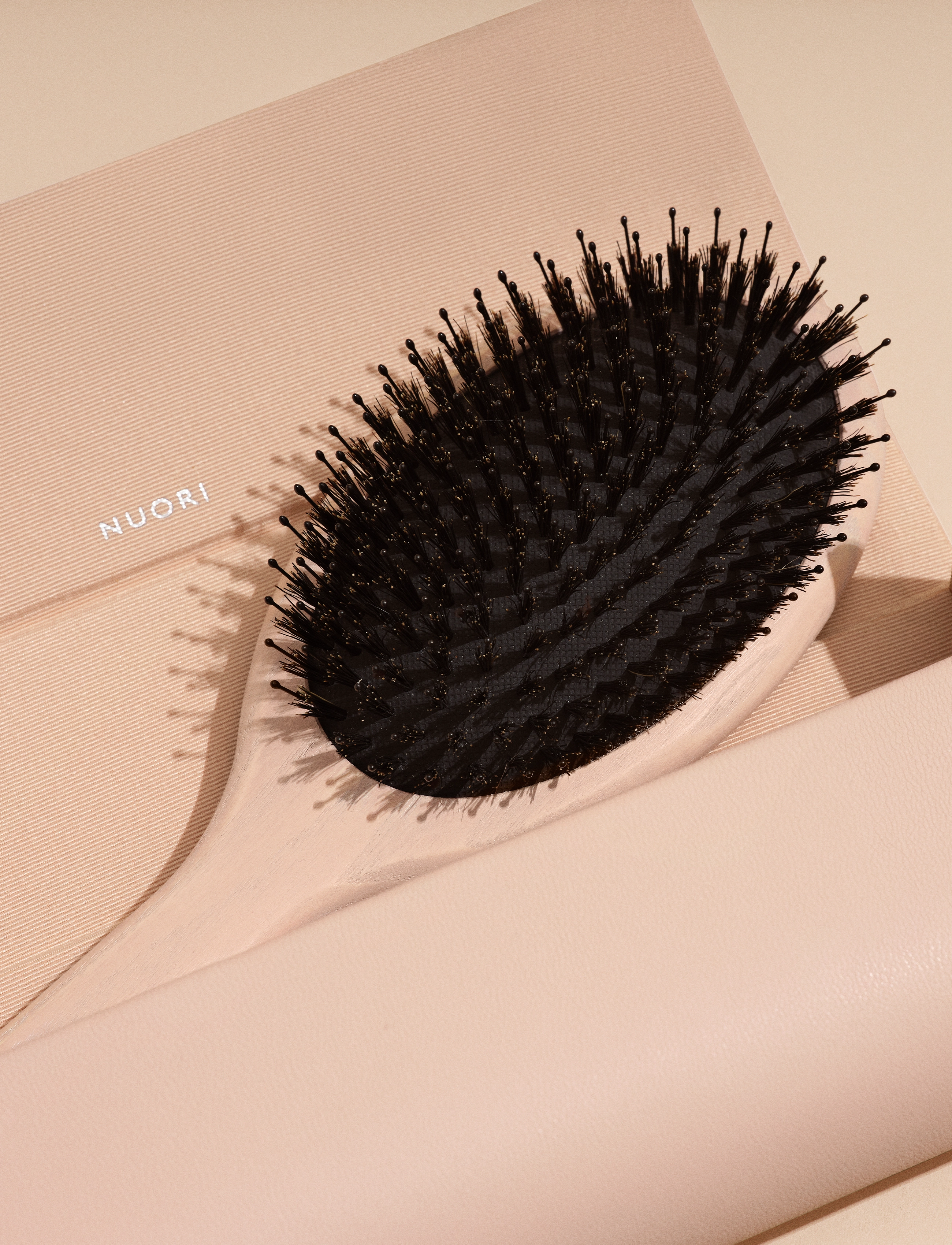 Nuori - Revitalizing Hair Brush, Large - Rose - hárbursti - rose - 5