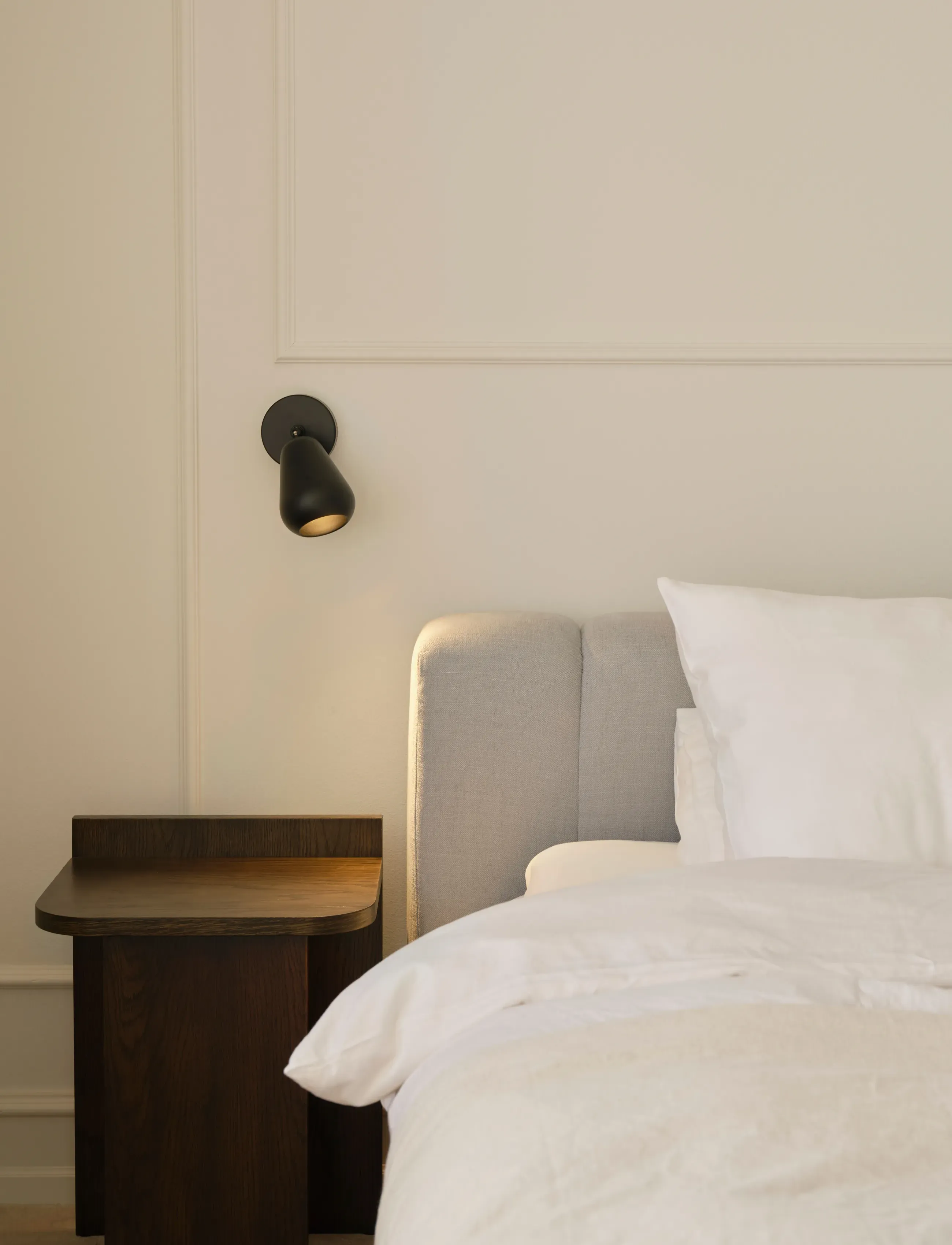 Nuura Anoli Spot Surface, One Size, Ceiling Lamps, Schwarz - Spotlights, Homeware