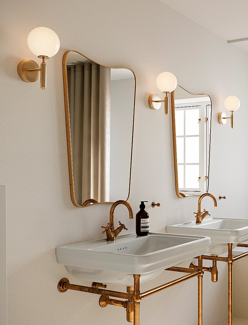 Nuura - Miira Wall - wandleuchten - brass / opal - 0