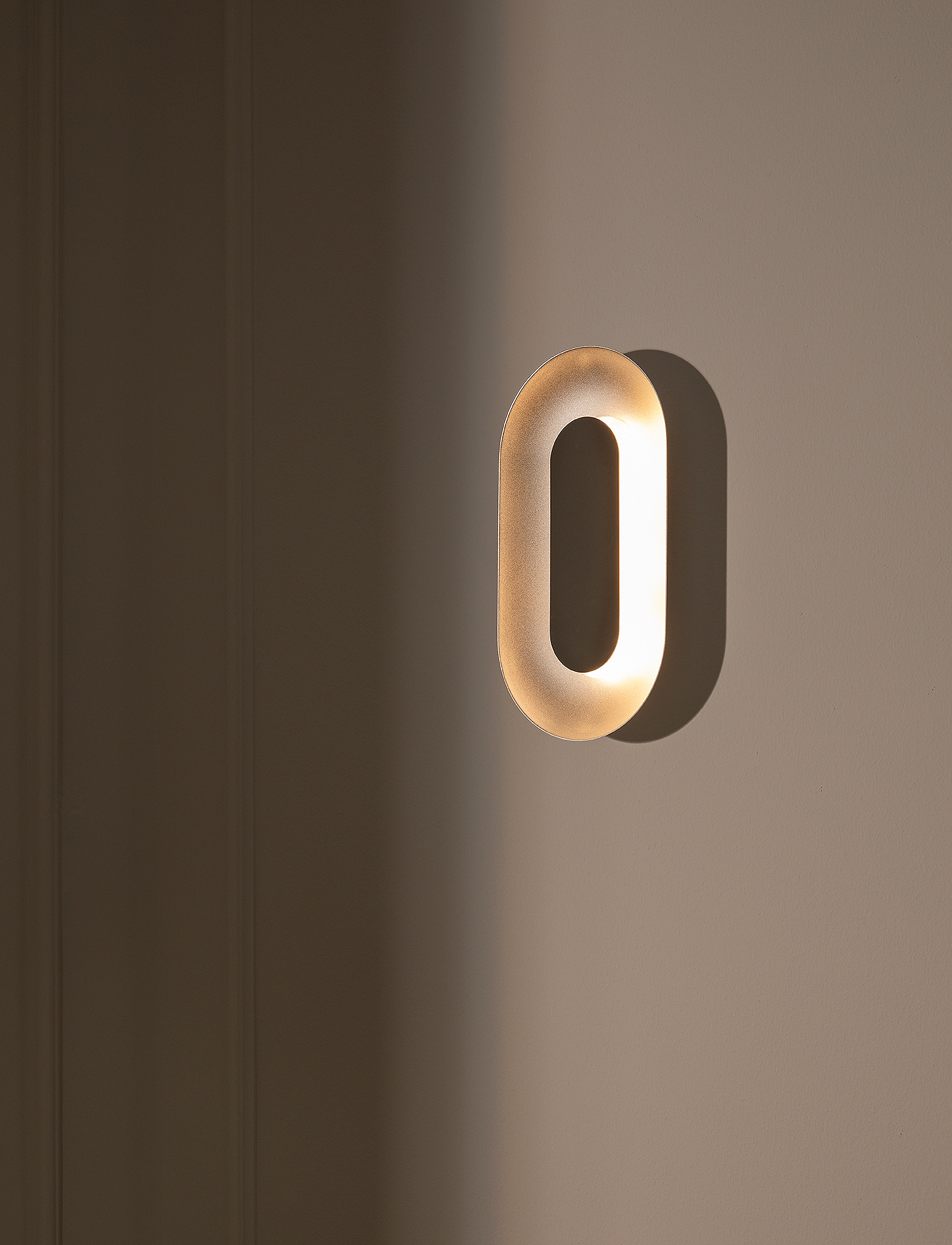 Nuura Sasi Small, 29X15.5 cm, Lamps, Silber - Wall Homeware