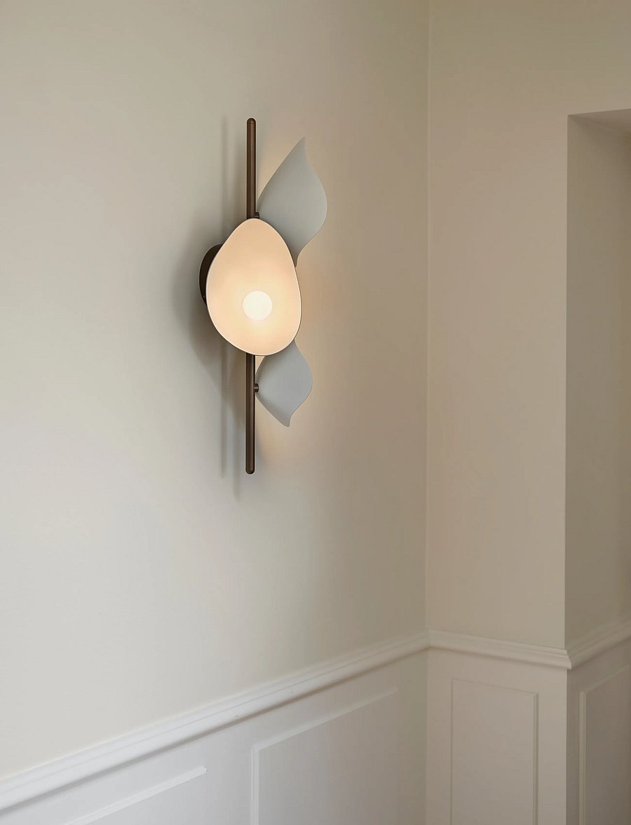 Nuura - Florii 3 Wall - wandleuchten - dark bronze / white - 0
