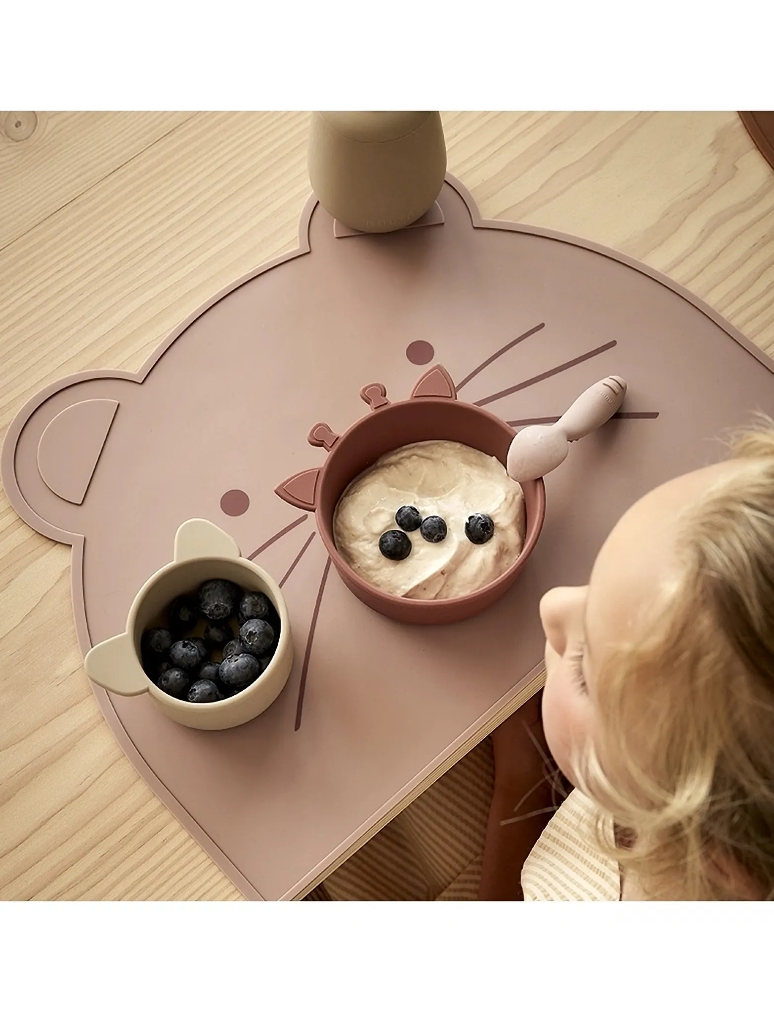 Nuuroo Ester Ear Silicone Placemat, 40X30 cm, Meal Time, Rosa - Placemats & Coasters, Kinder