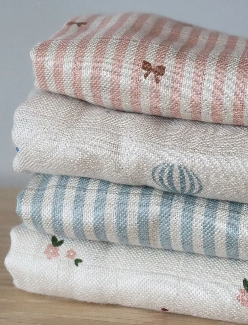 Nuuroo - Valentin bamboo muslin swaddle - muslinfiltar - stripe bow - 2