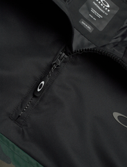 Oakley Sports - DIVISIONAL RC SHELL ANORAK - anoraks - blackout - 3