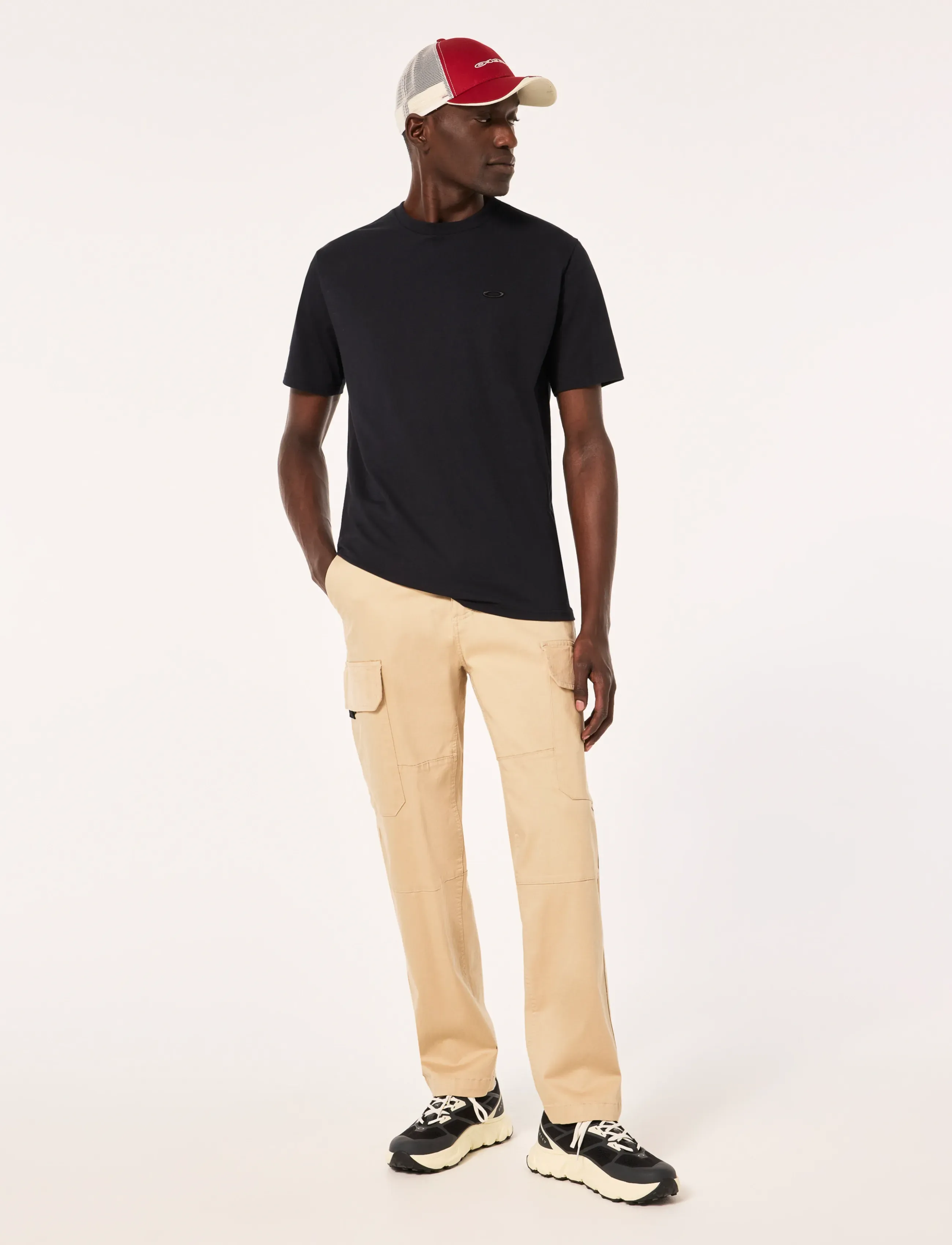 OAKLEY - RELAX TEE 2.0 - topi un t-krekli - blackout - 4