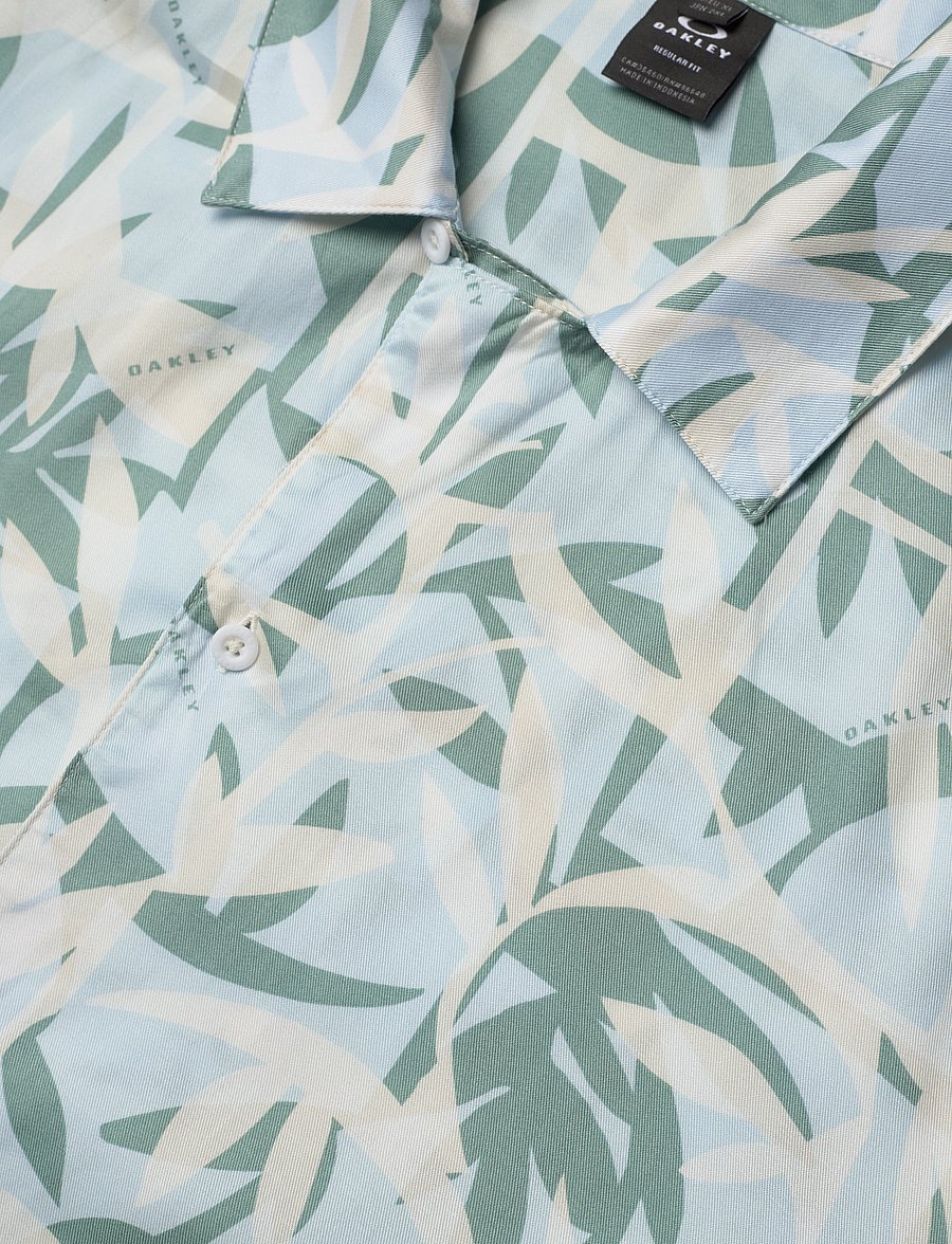 OAKLEY - PRINTED SS SHIRT - alussärgid ja t-särgid - coral reef frost - 3