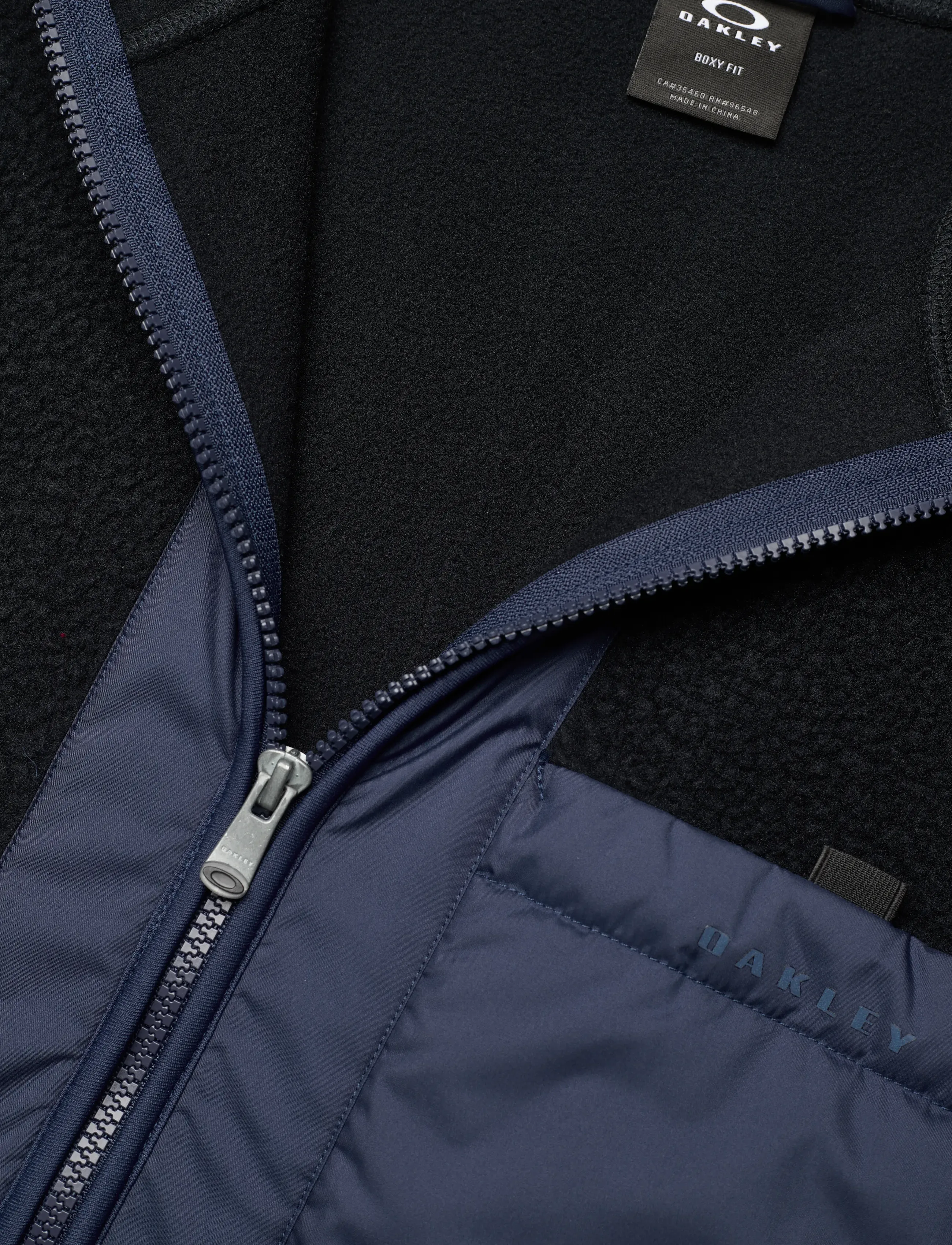 OAKLEY - OFF-SLOPE MOUNTAIN FIRE SHERPA - fleece & midlayer - abyss/black - 2